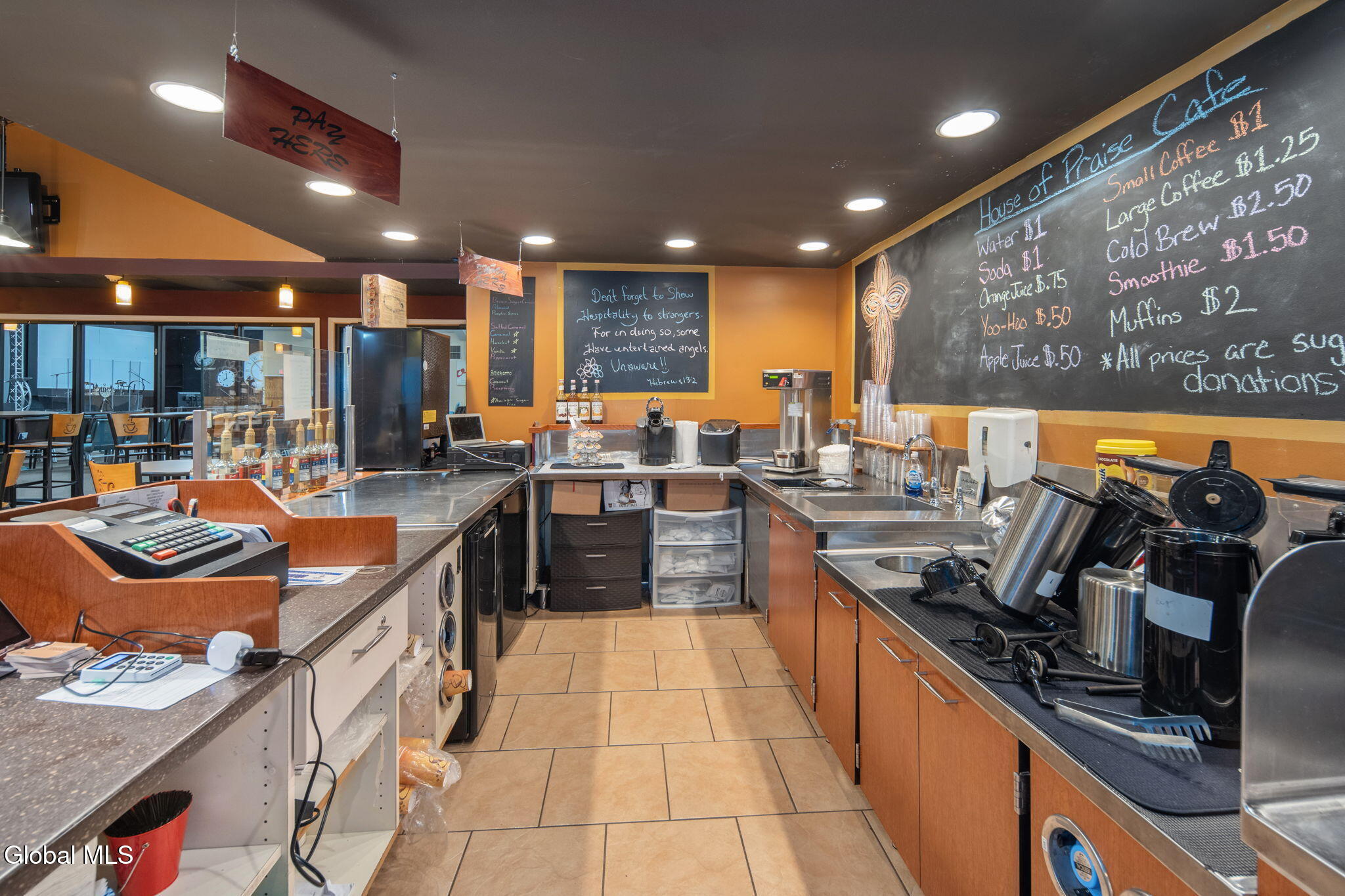 1688 US-9, Castleton-on-Hudson