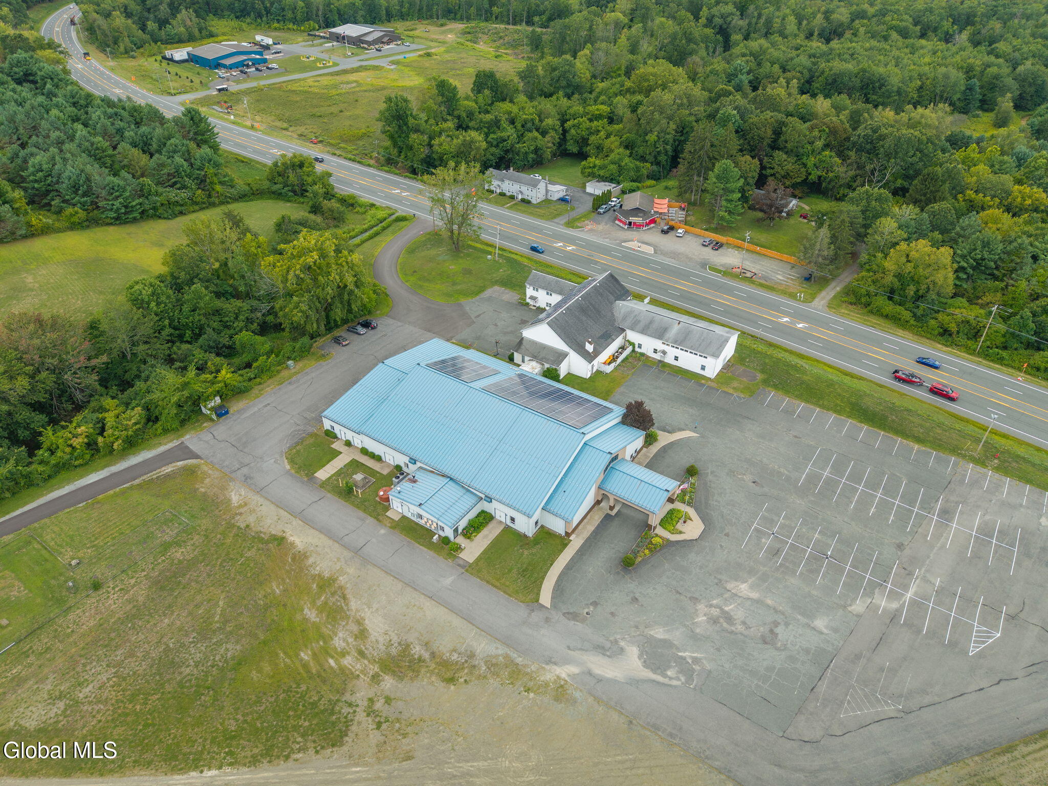 1688 US-9, Castleton-on-Hudson