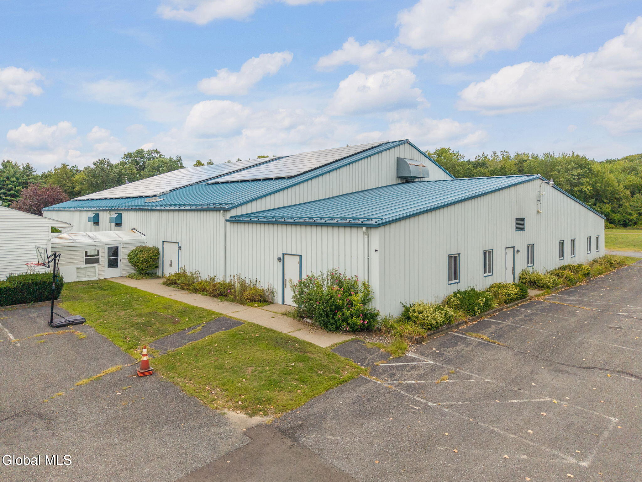 1688 US-9, Castleton-on-Hudson