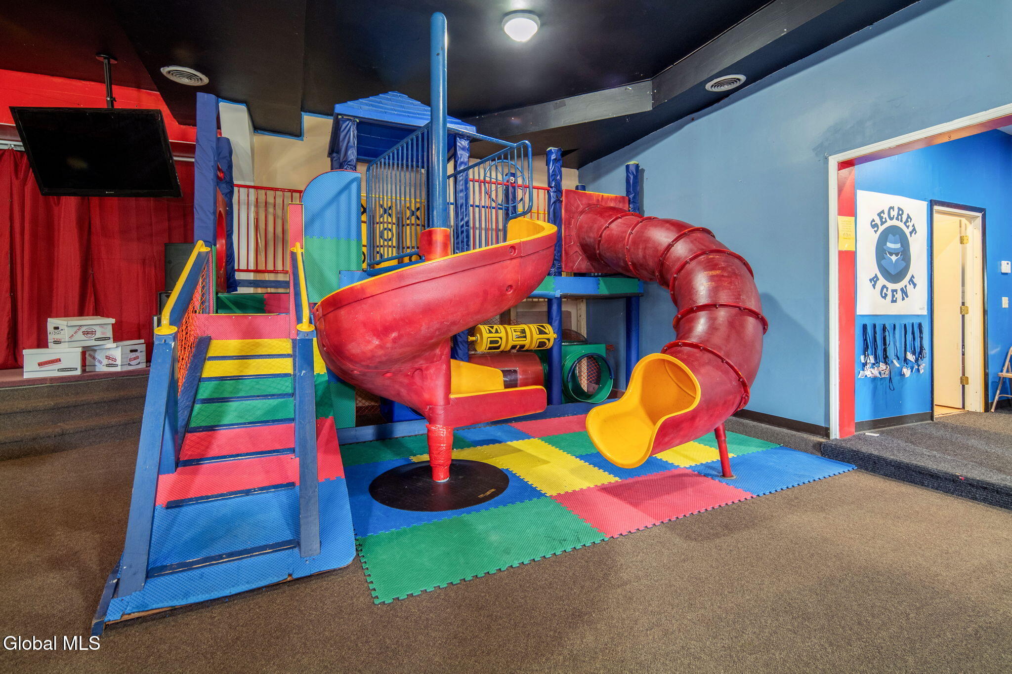 1688 US-9, Castleton-on-Hudson