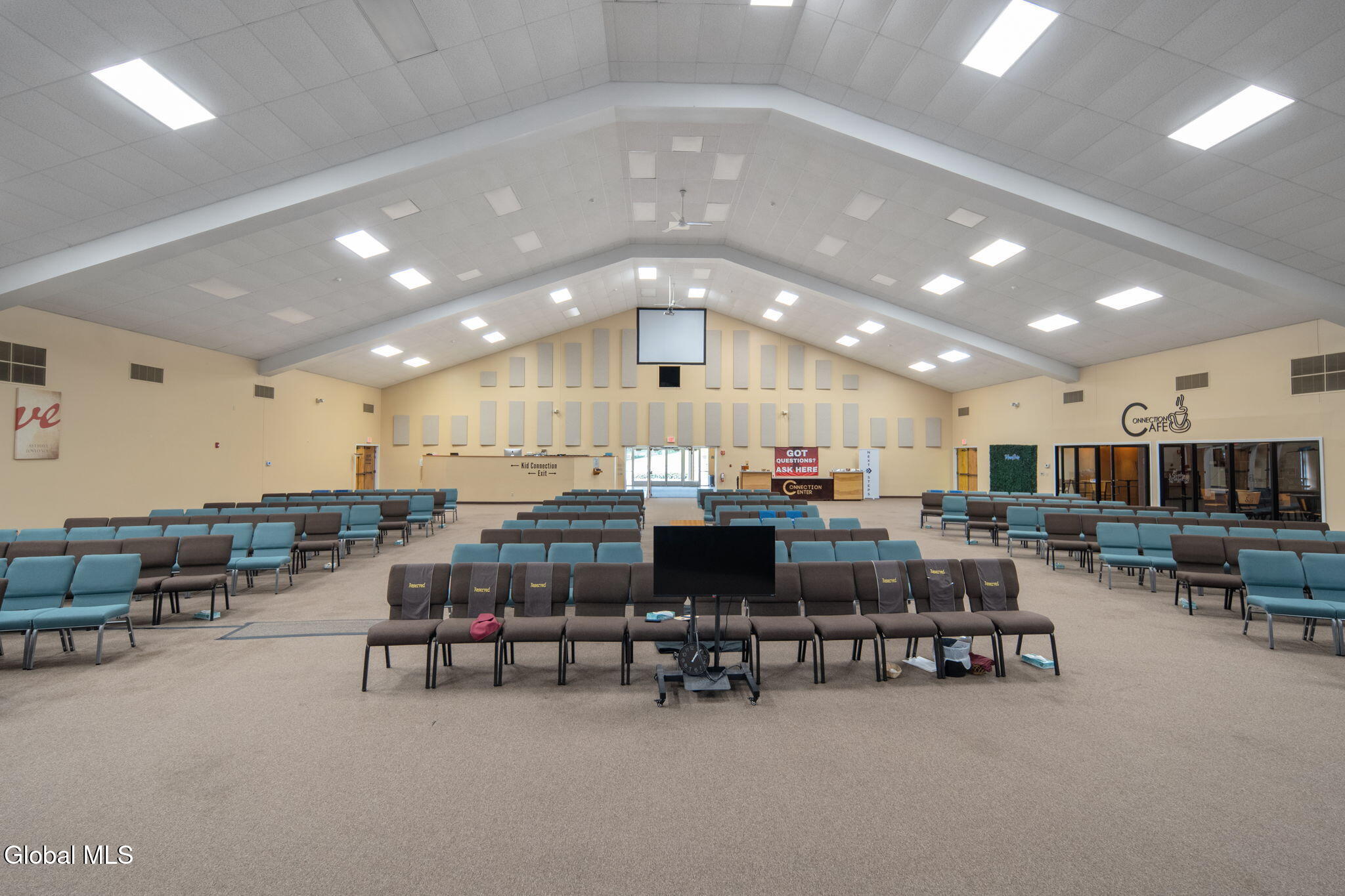 1688 US-9, Castleton-on-Hudson