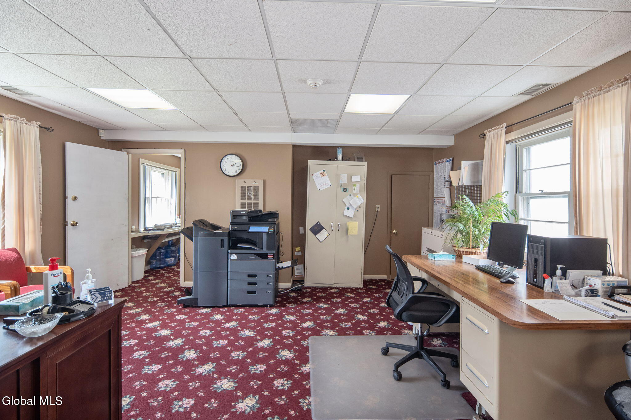 1688 US-9, Castleton-on-Hudson