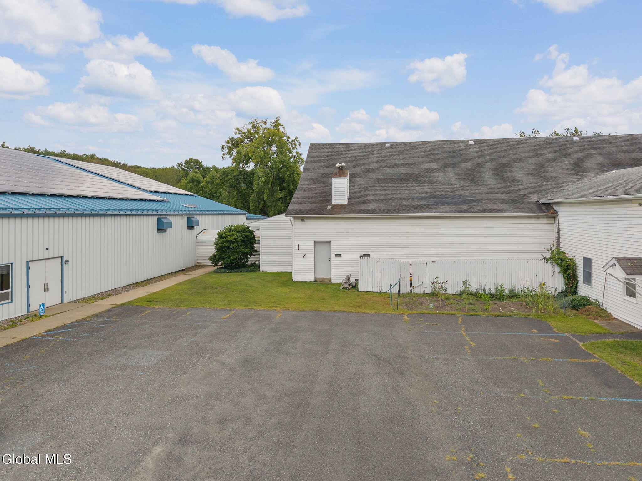 1688 US-9, Castleton-on-Hudson
