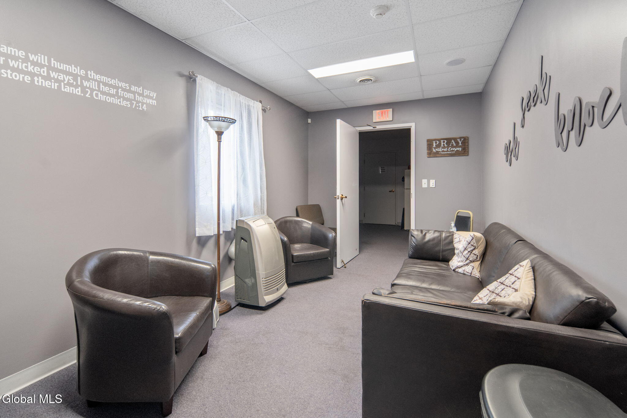 1688 US-9, Castleton-on-Hudson