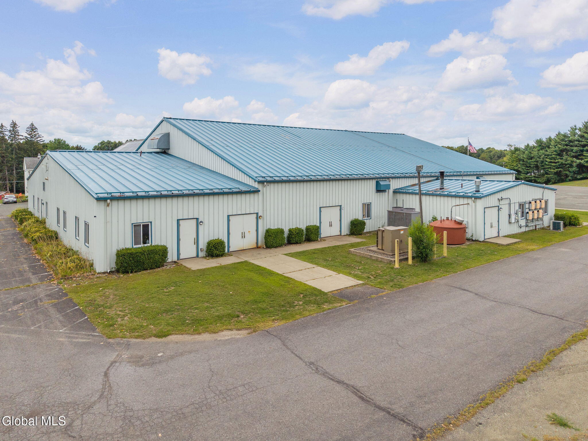 1688 US-9, Castleton-on-Hudson