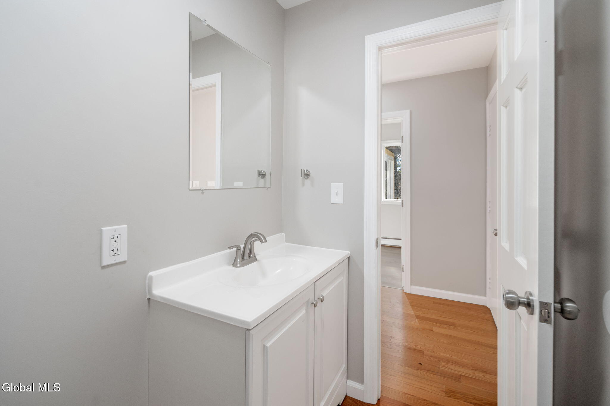 200 Hinrichsen Heights Road