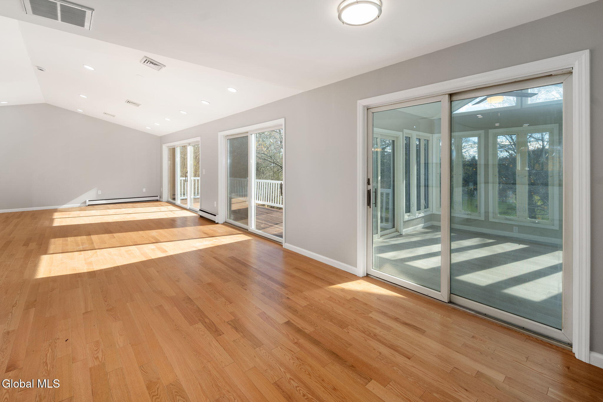 200 Hinrichsen Heights Road