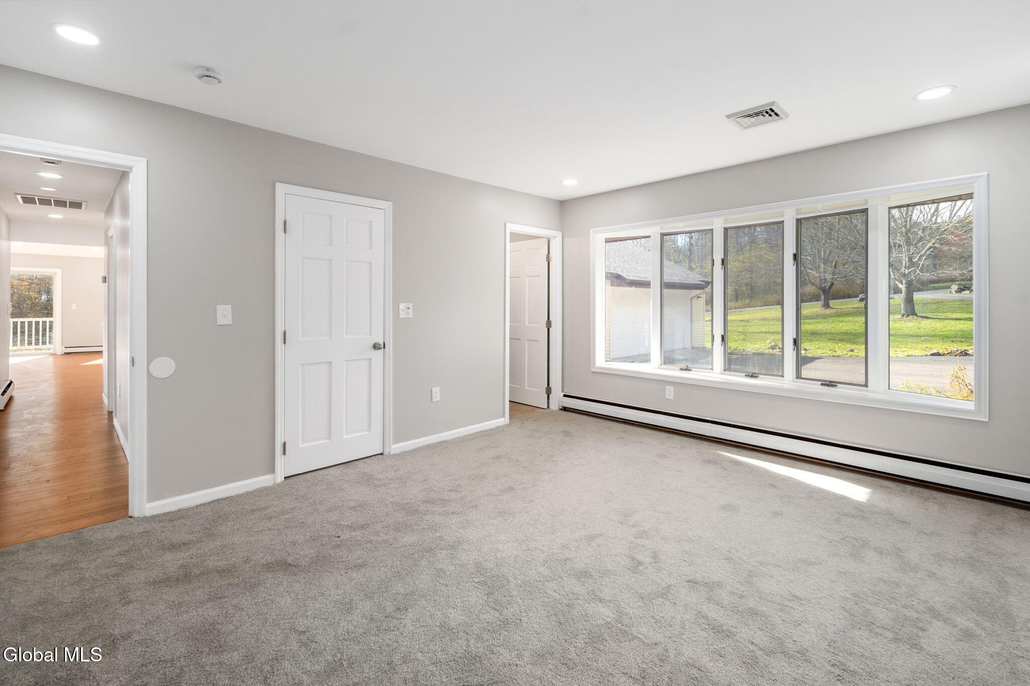 200 Hinrichsen Heights Road