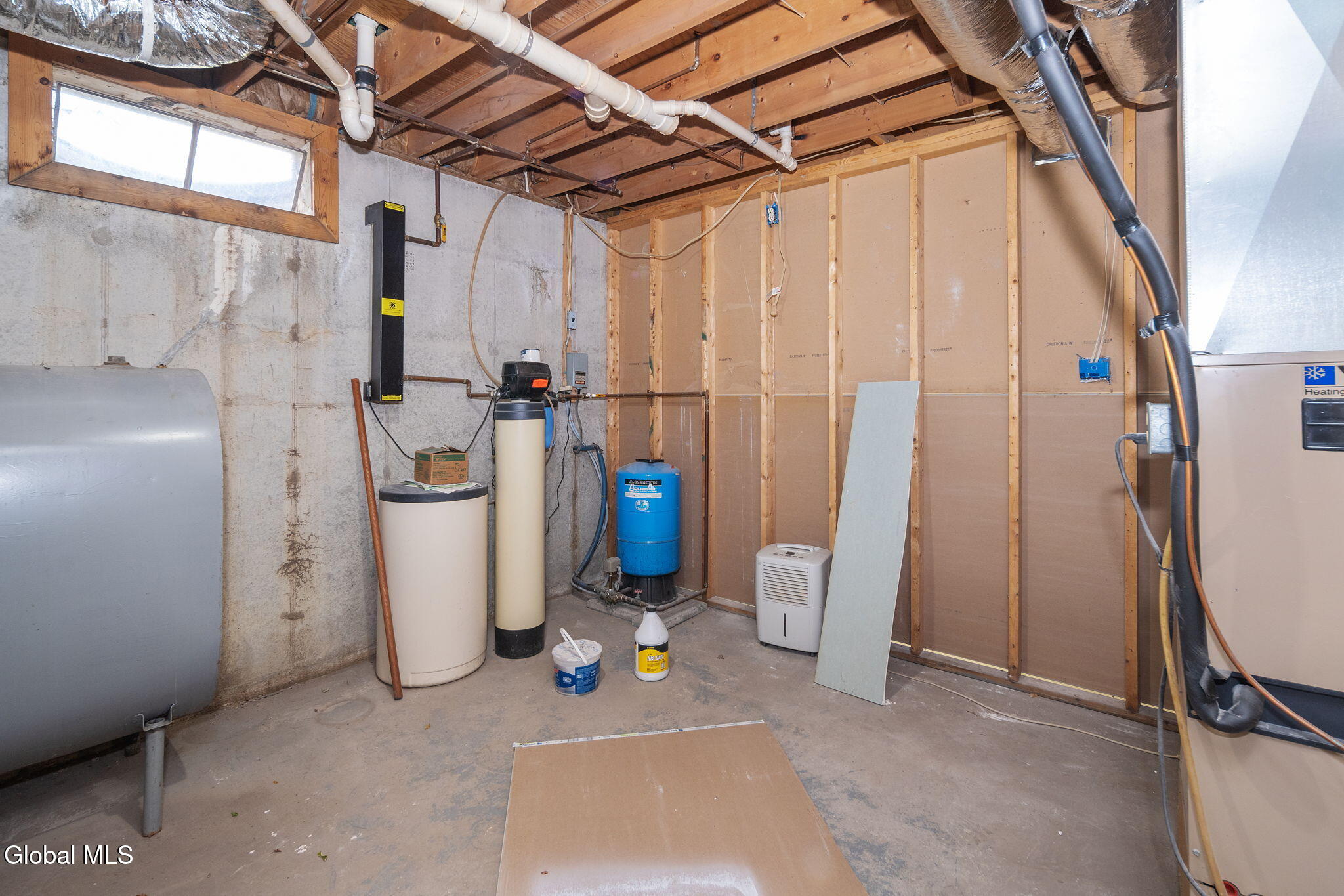 200 Hinrichsen Heights Road