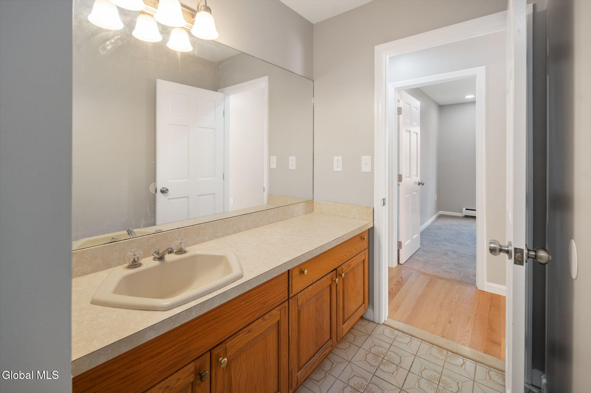 200 Hinrichsen Heights Road