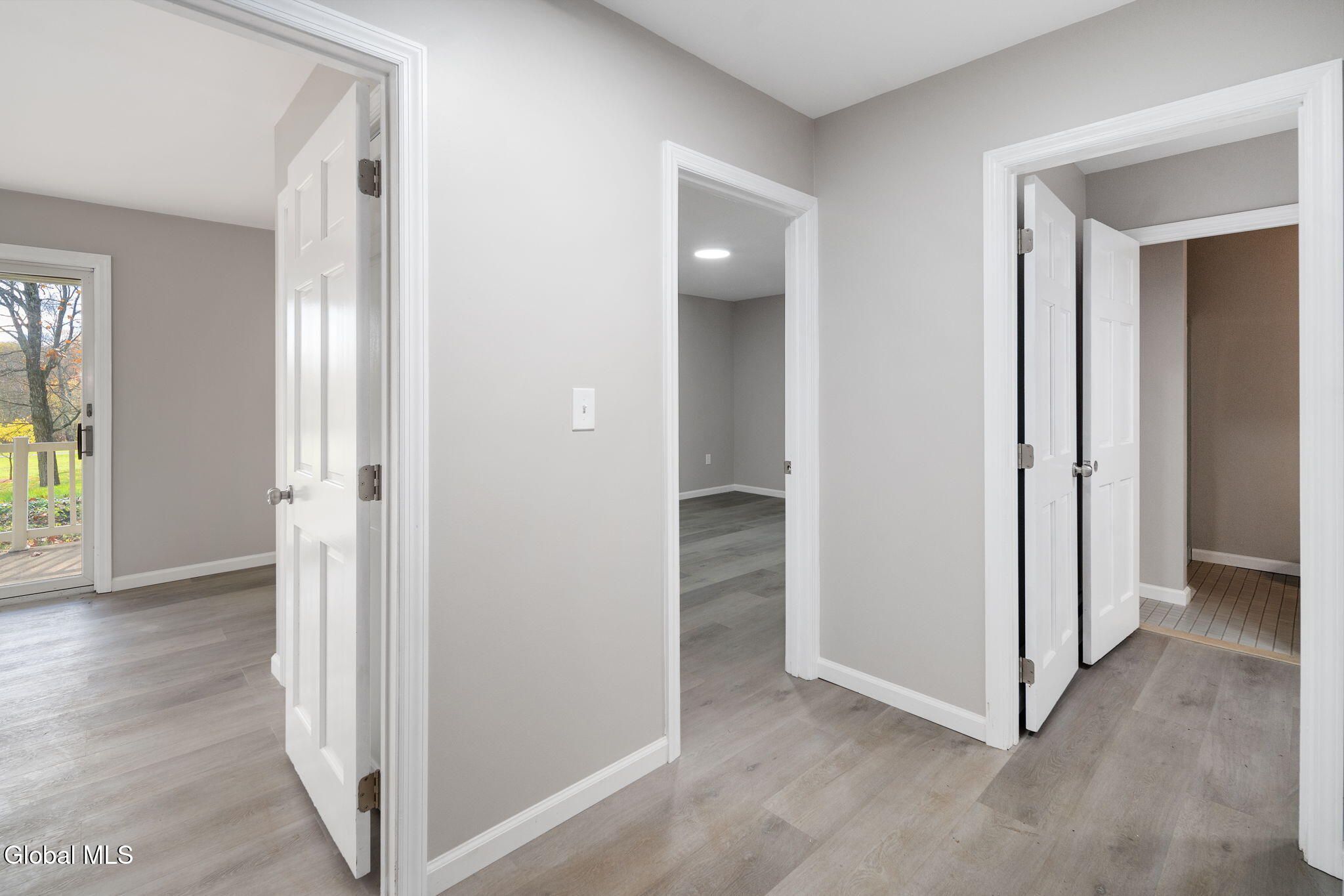 200 Hinrichsen Heights Road