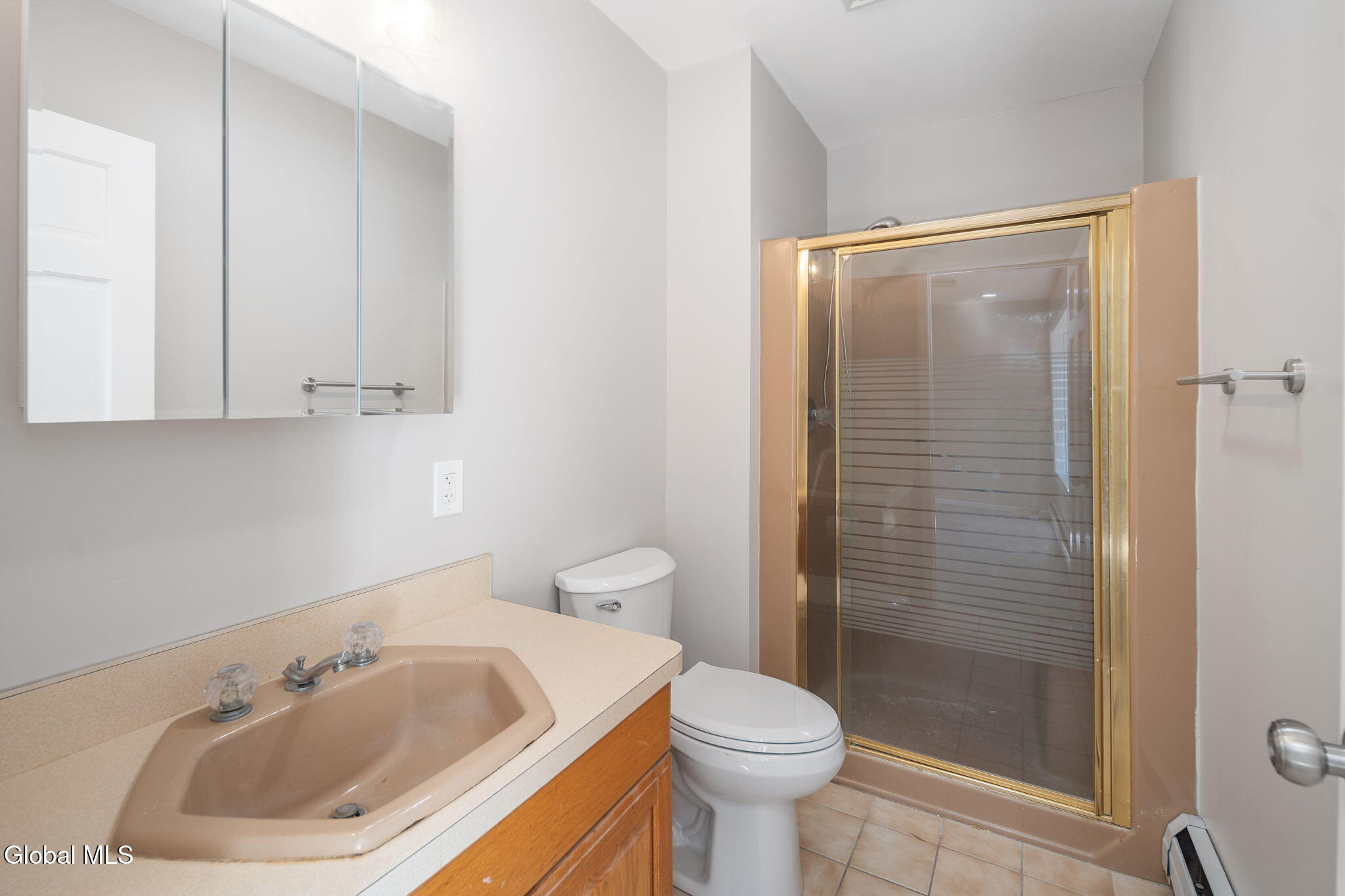 200 Hinrichsen Heights Road