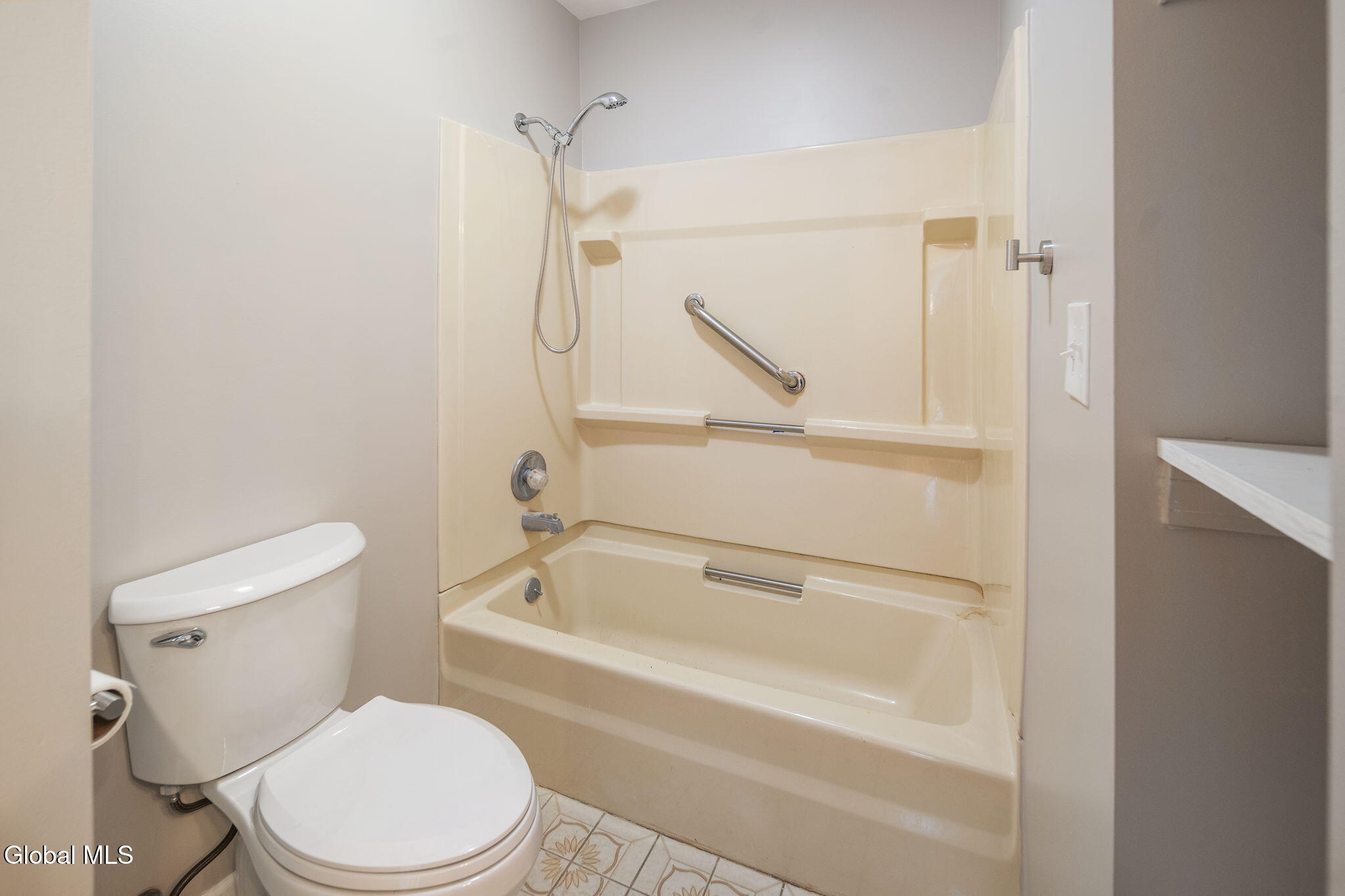 200 Hinrichsen Heights Road