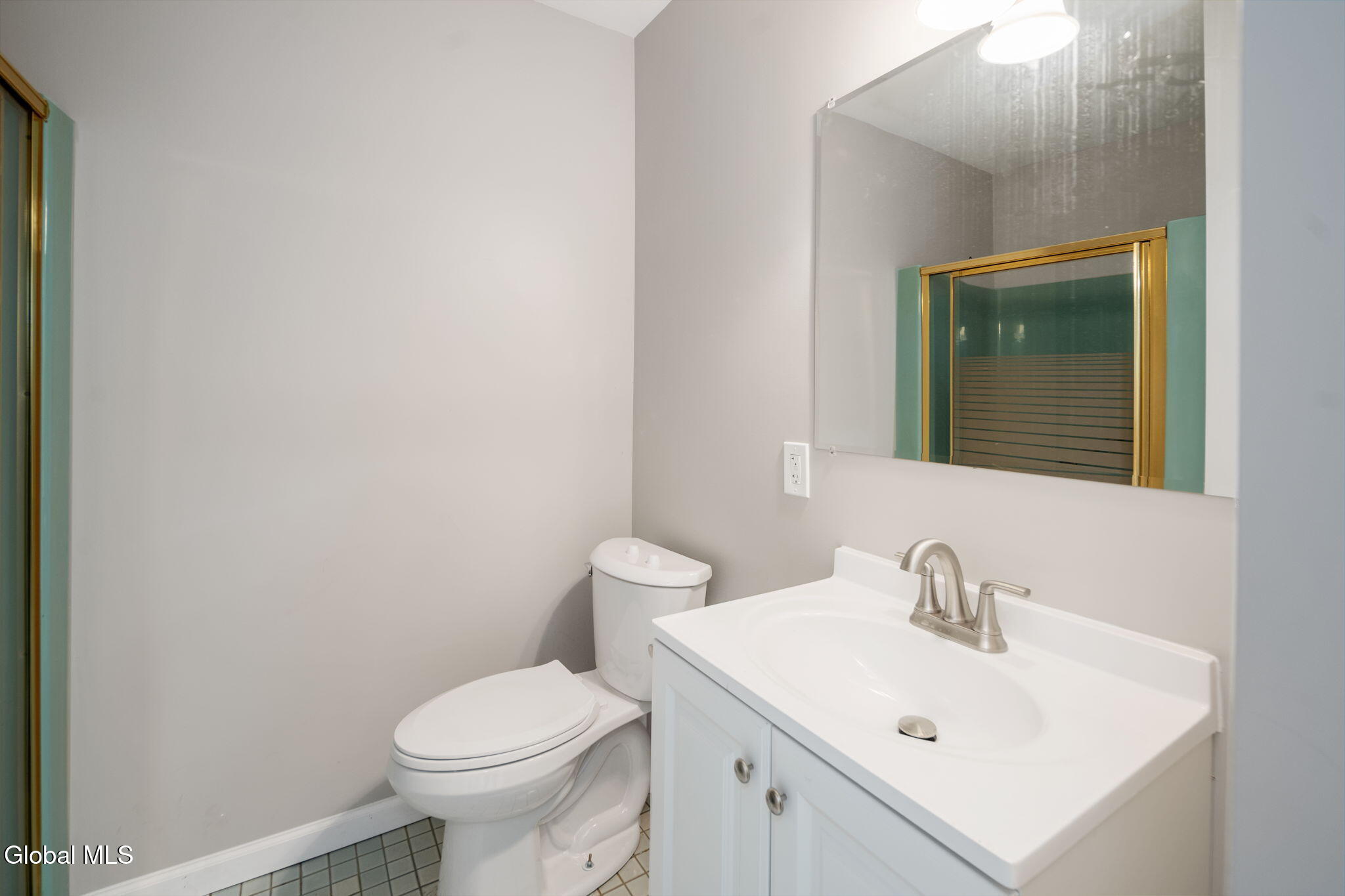 200 Hinrichsen Heights Road