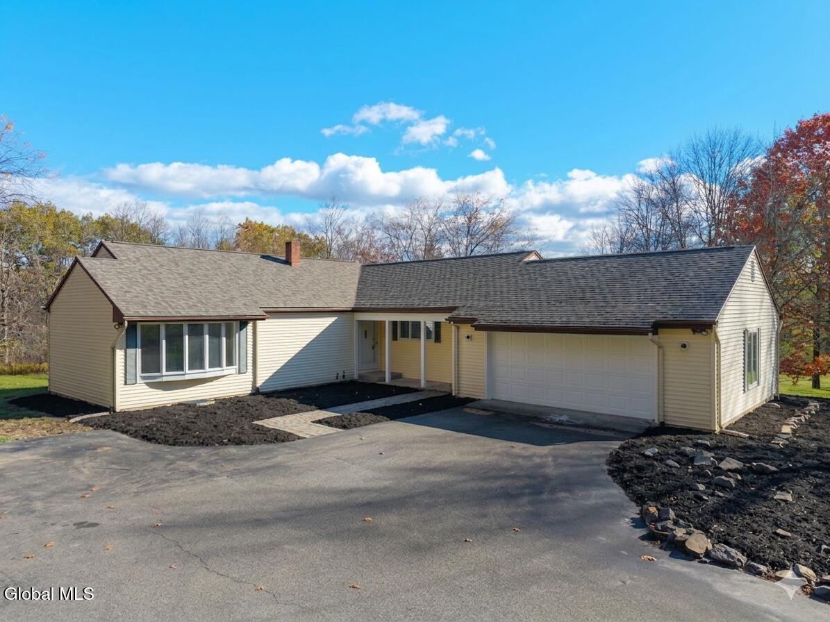200 Hinrichsen Heights Road