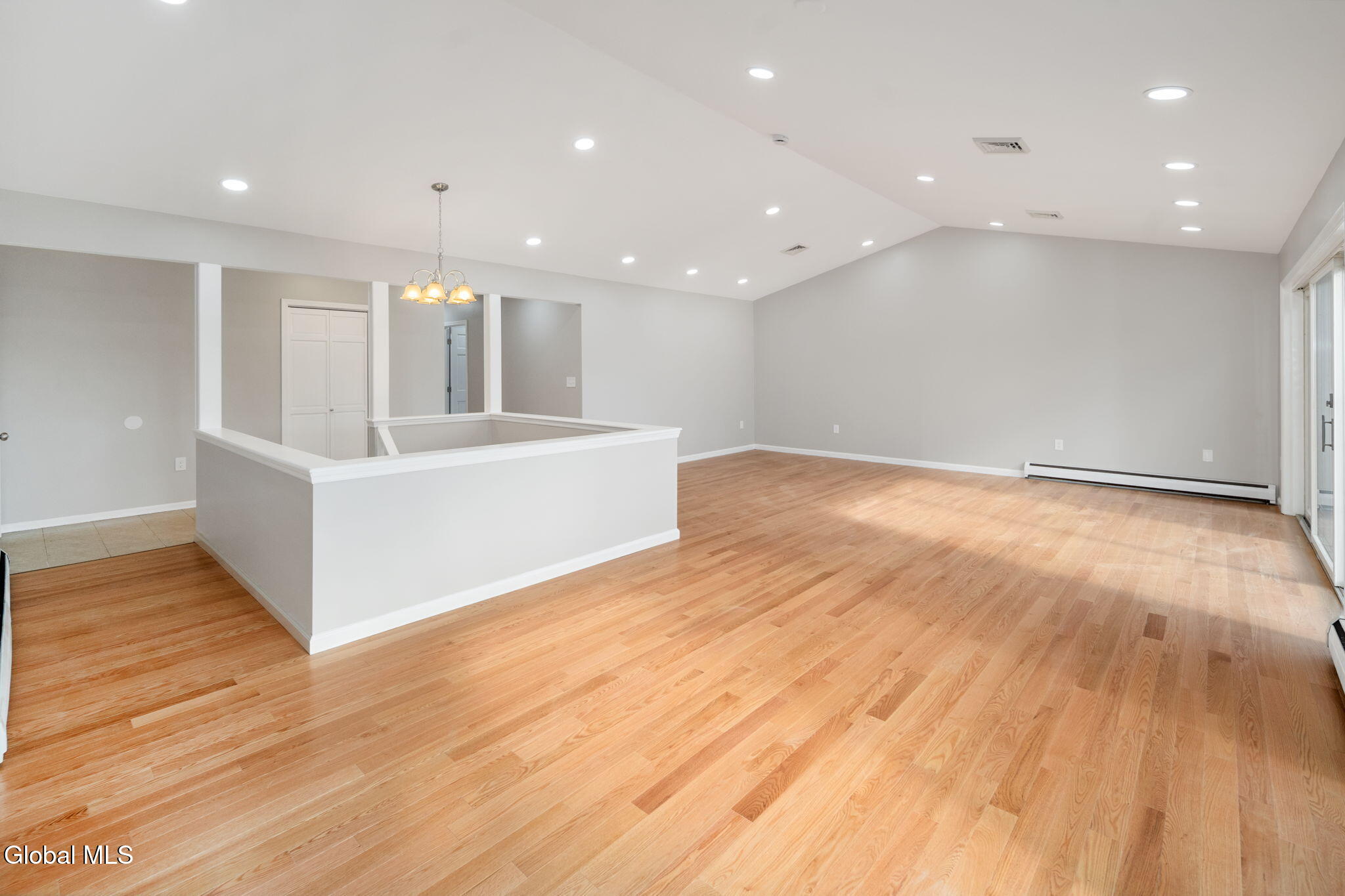 200 Hinrichsen Heights Road