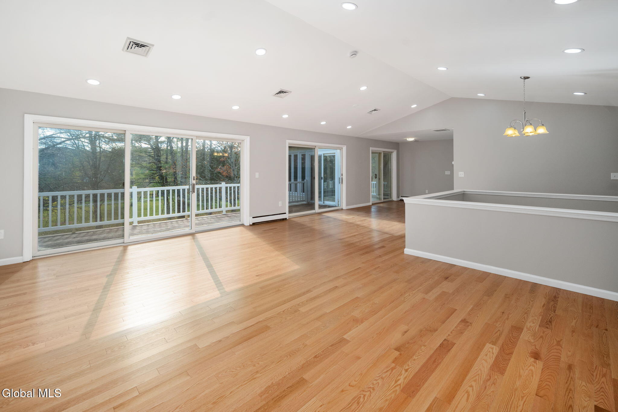 200 Hinrichsen Heights Road