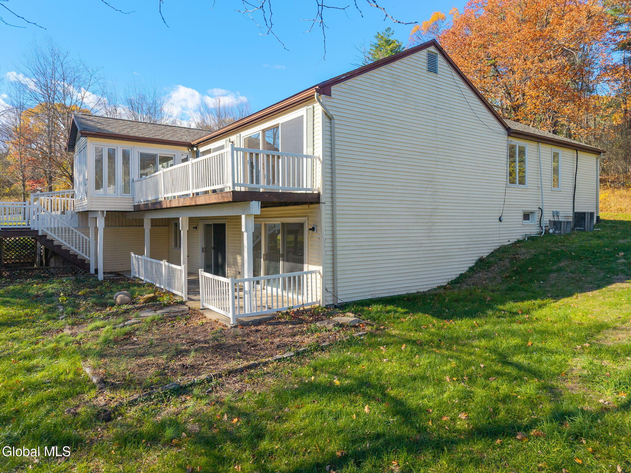 200 Hinrichsen Heights Road