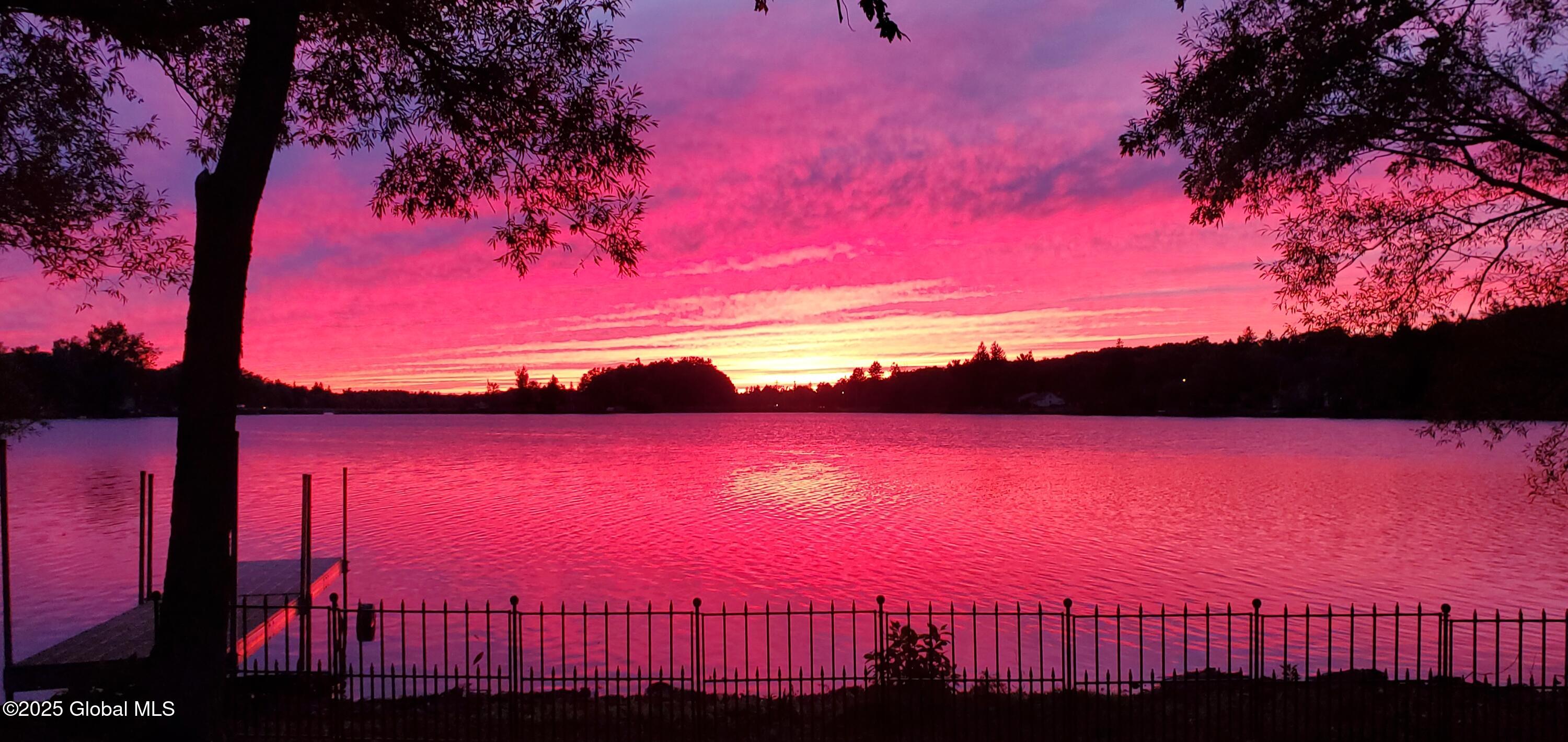 2085 Weast Road