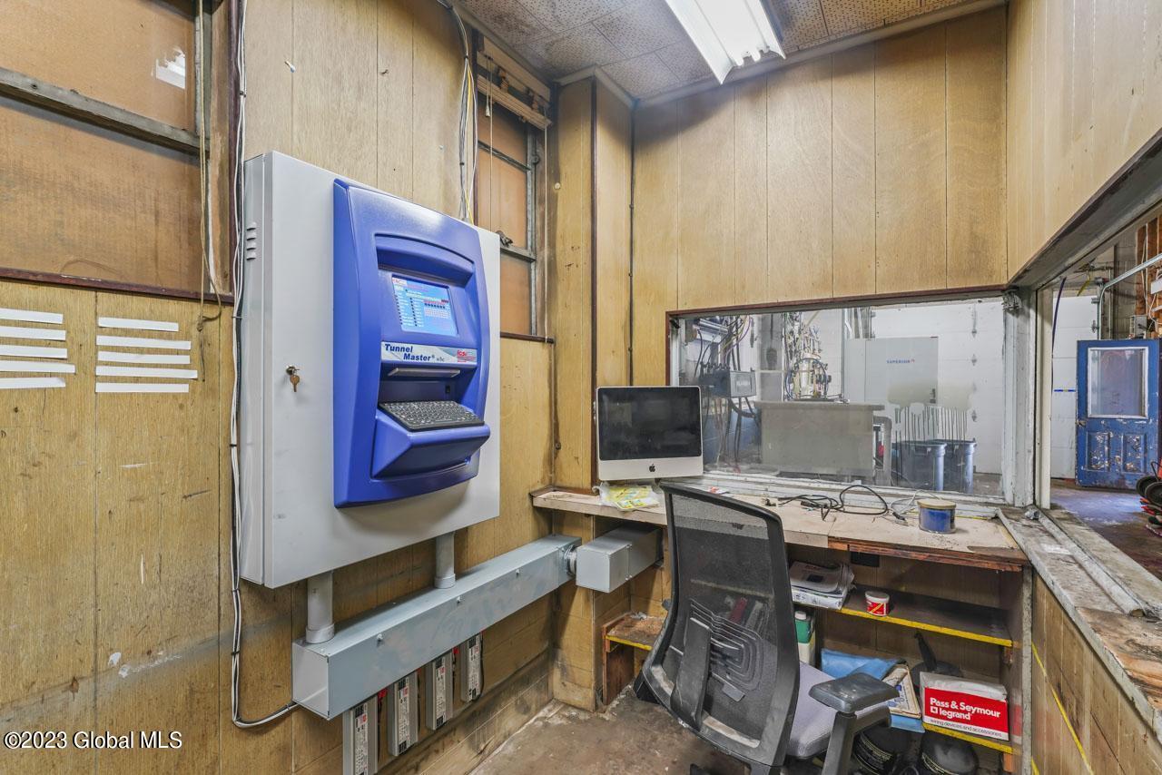 690-696 River Street