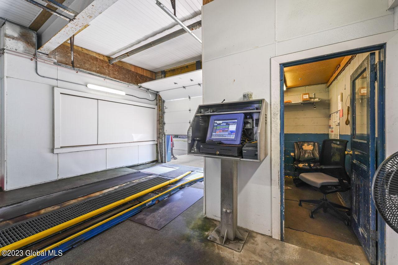 690-696 River Street