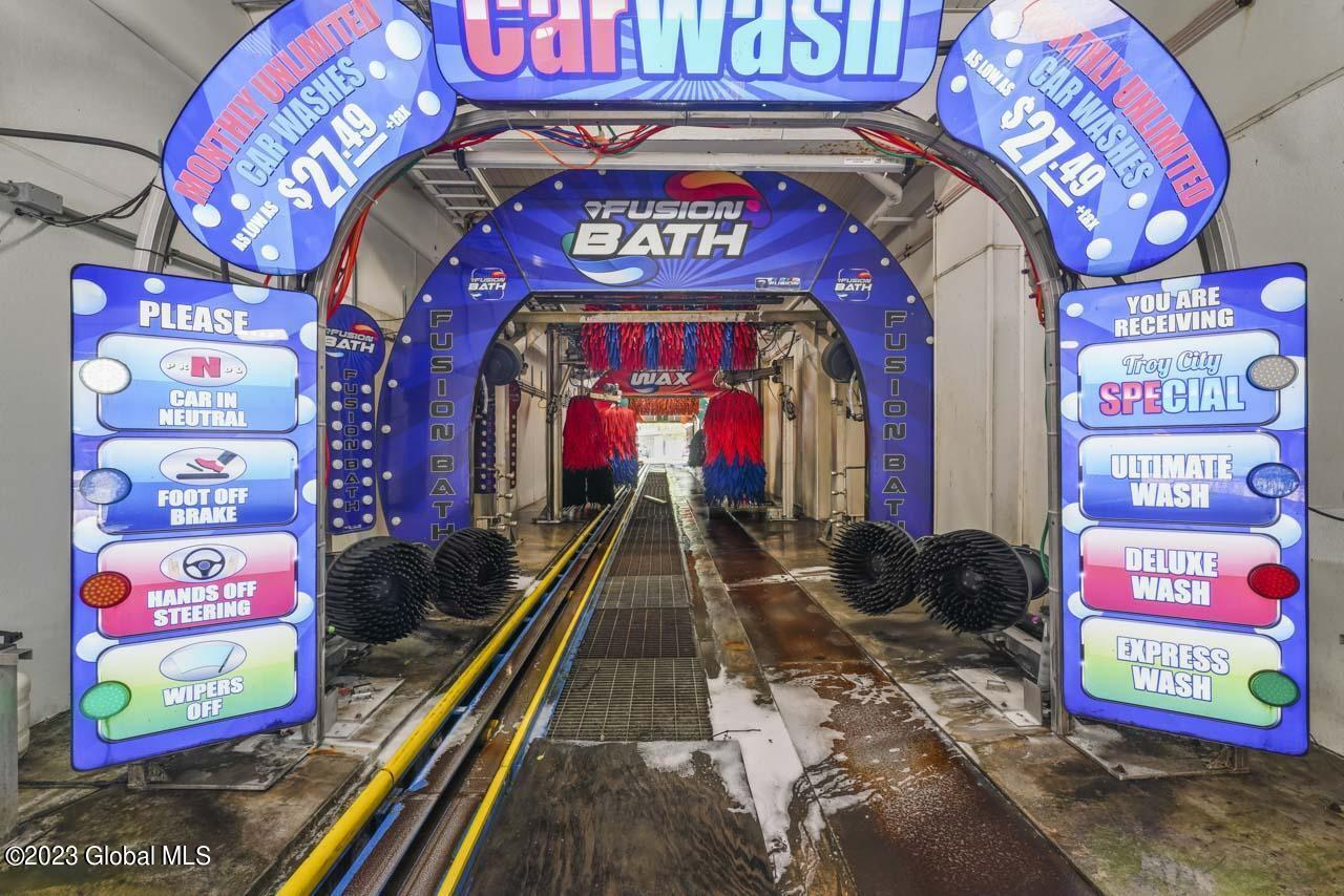 690-696 River Street