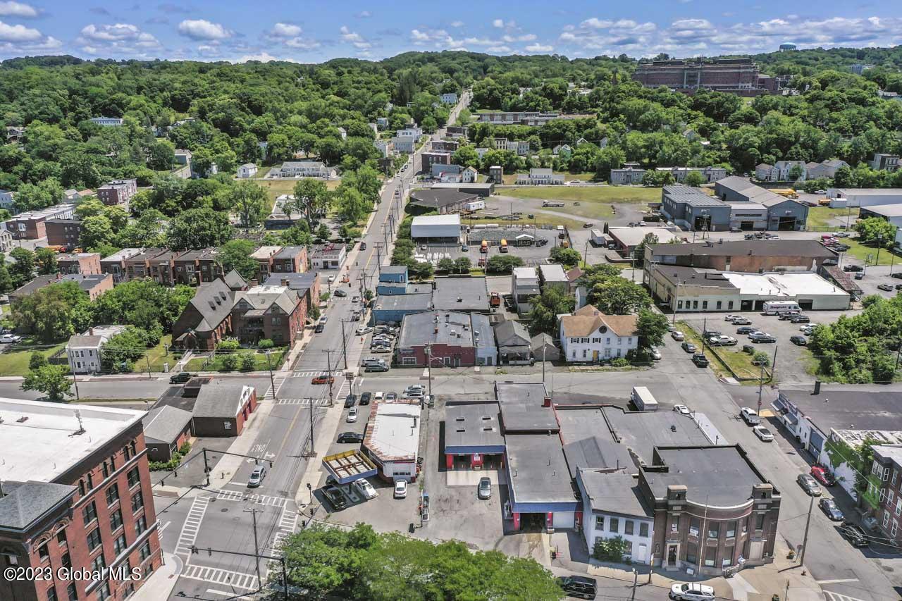 690-696 River Street