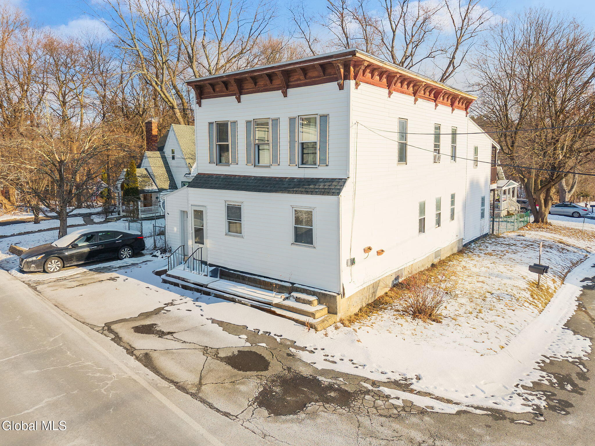 124 Mountainview Avenue