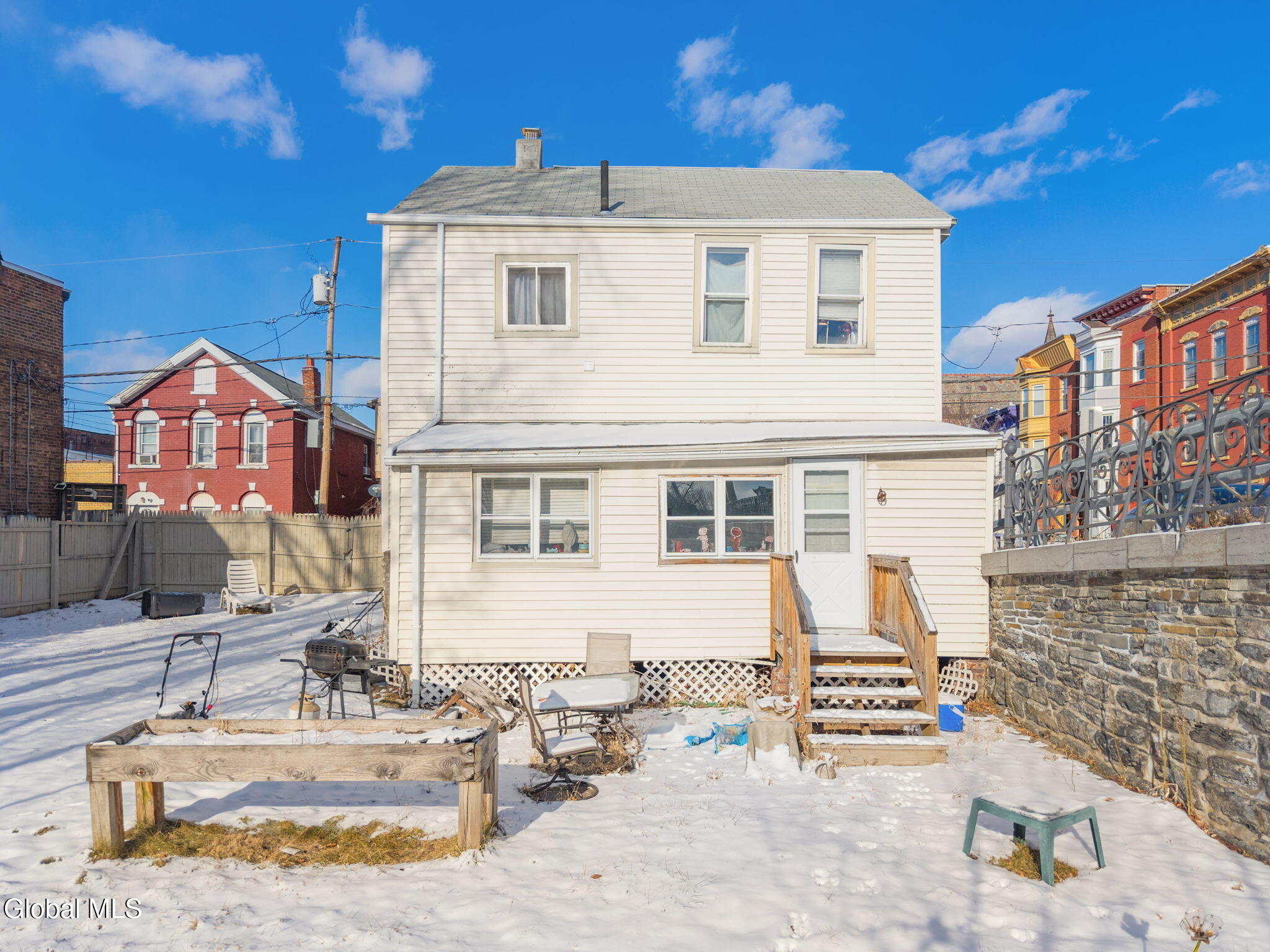 52 Ida Street