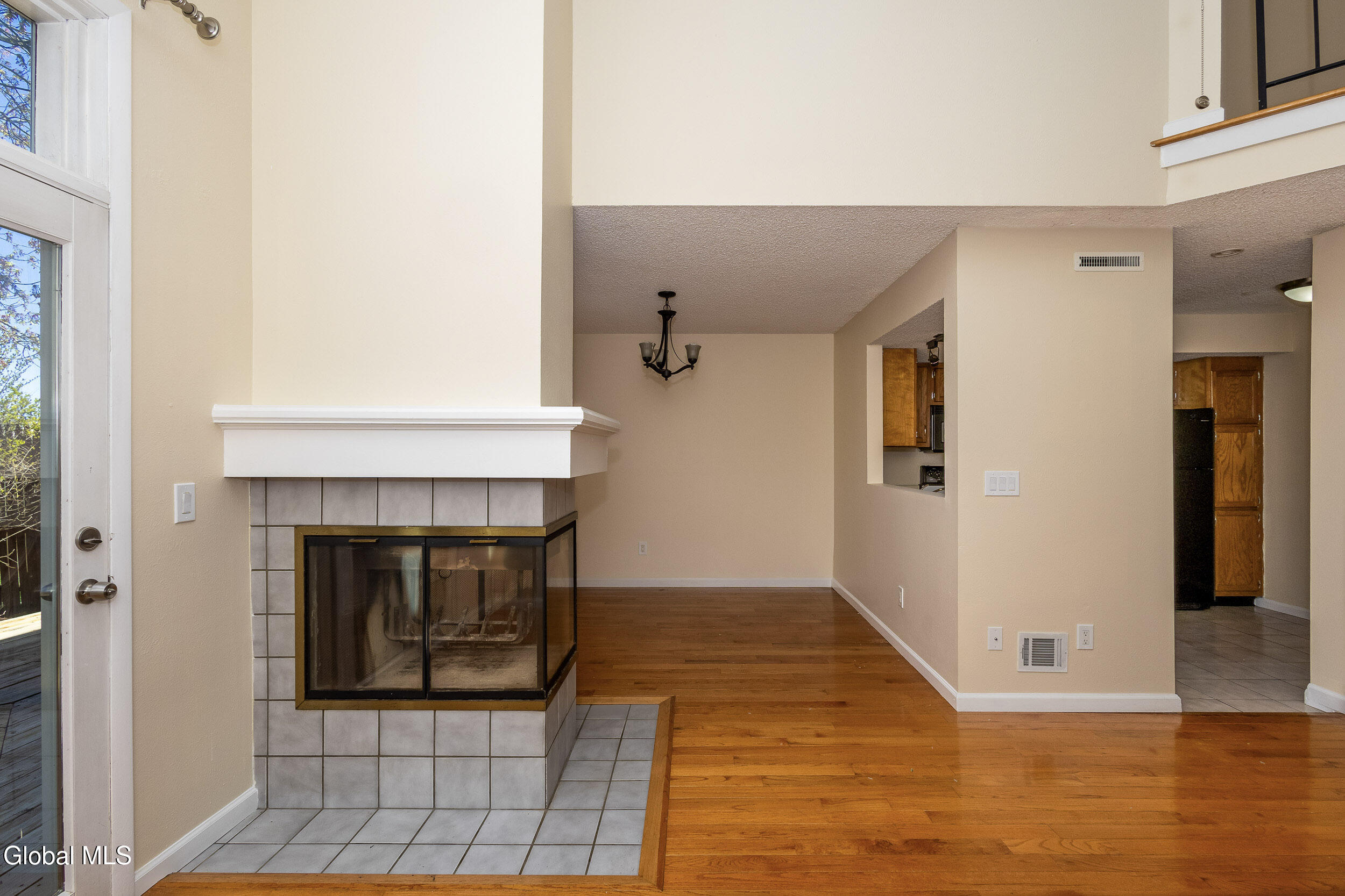4 Justine Court