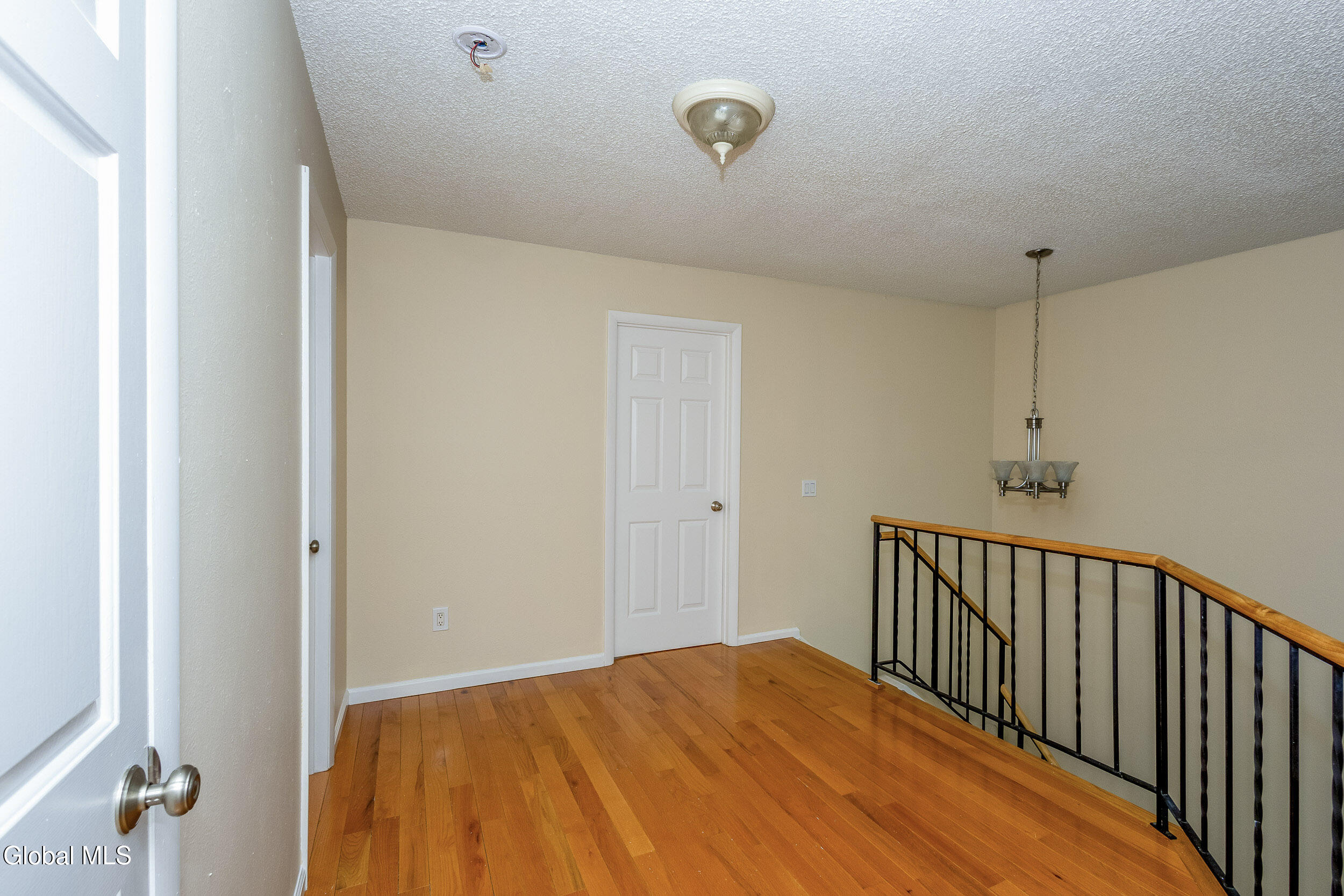 4 Justine Court