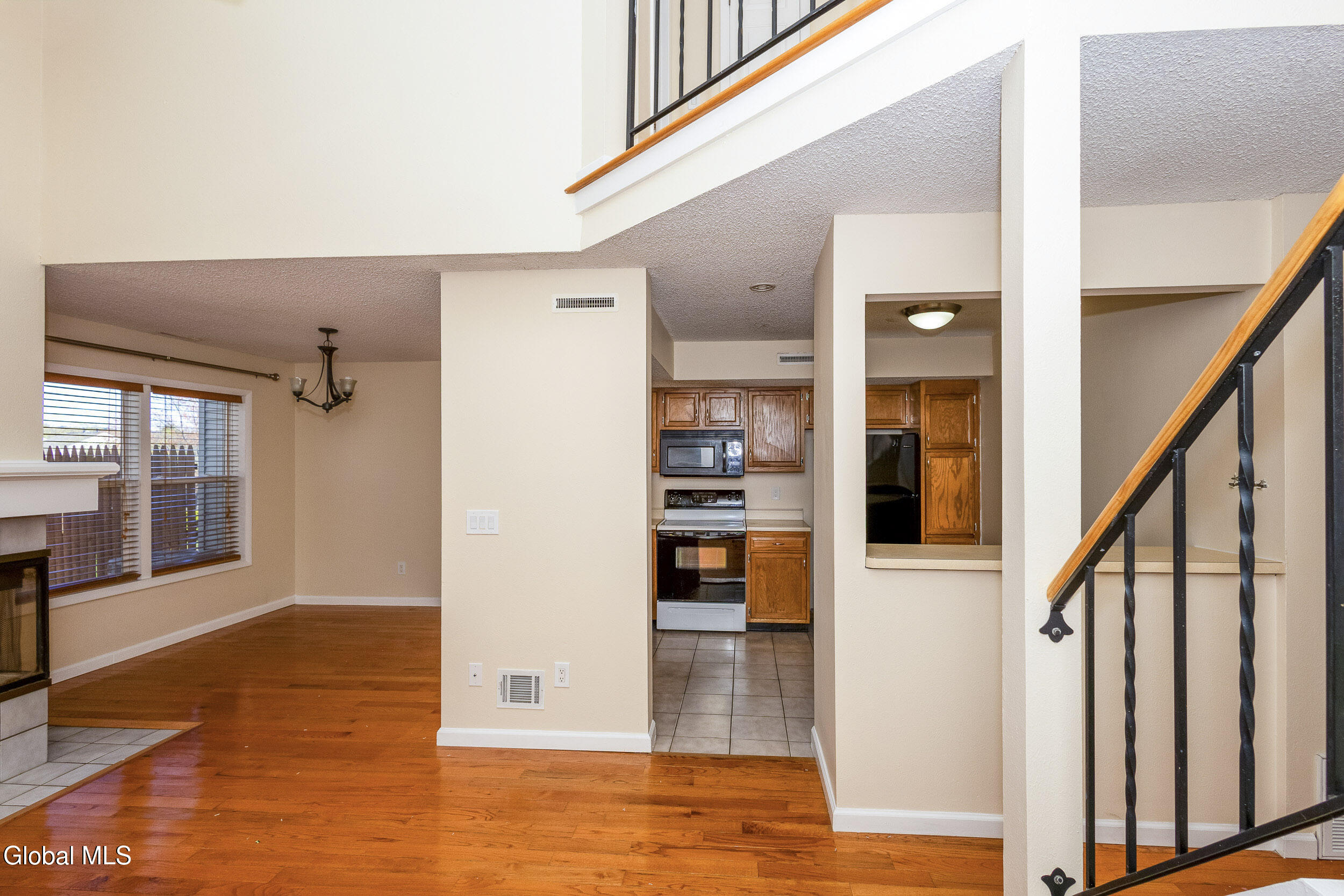 4 Justine Court