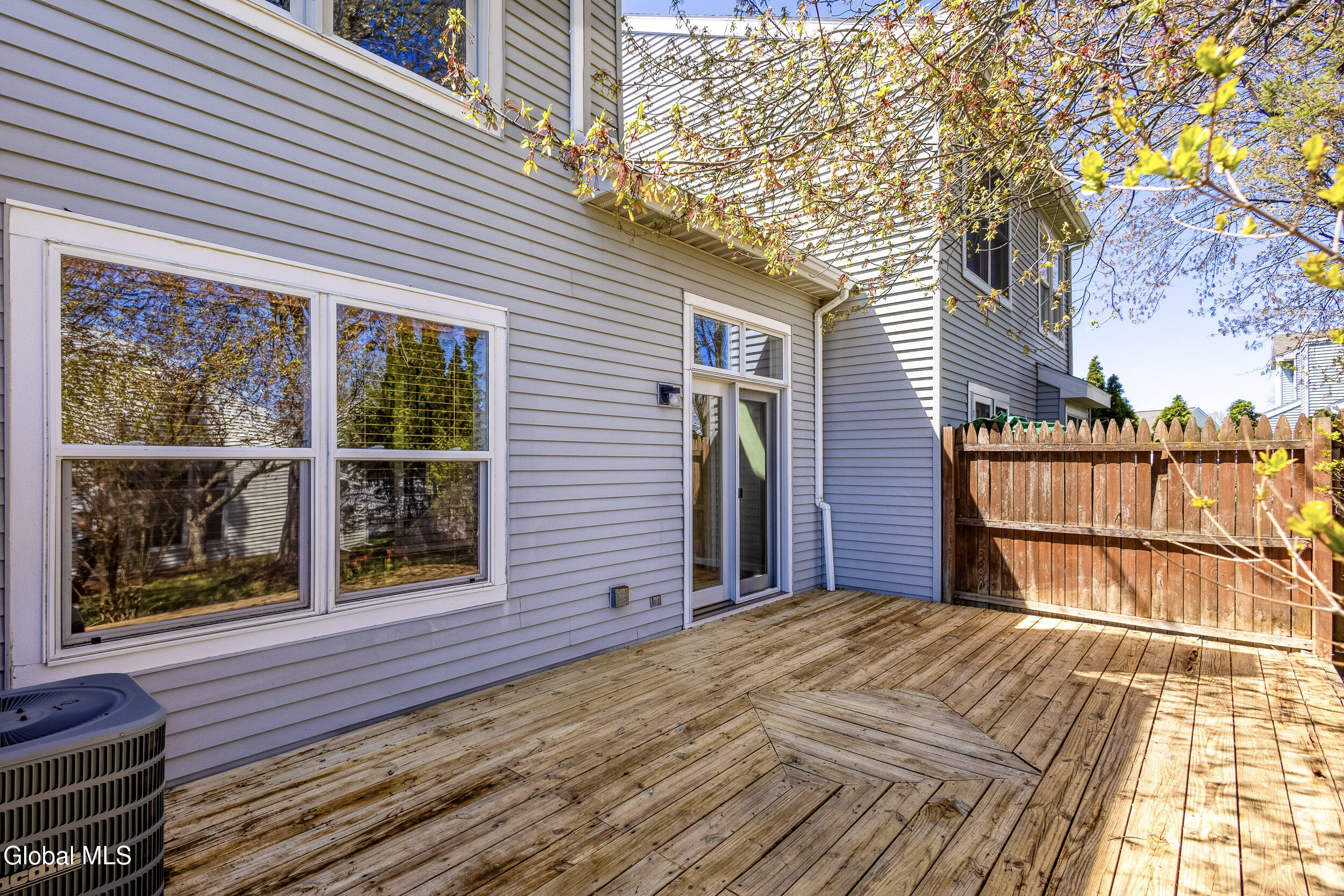 4 Justine Court