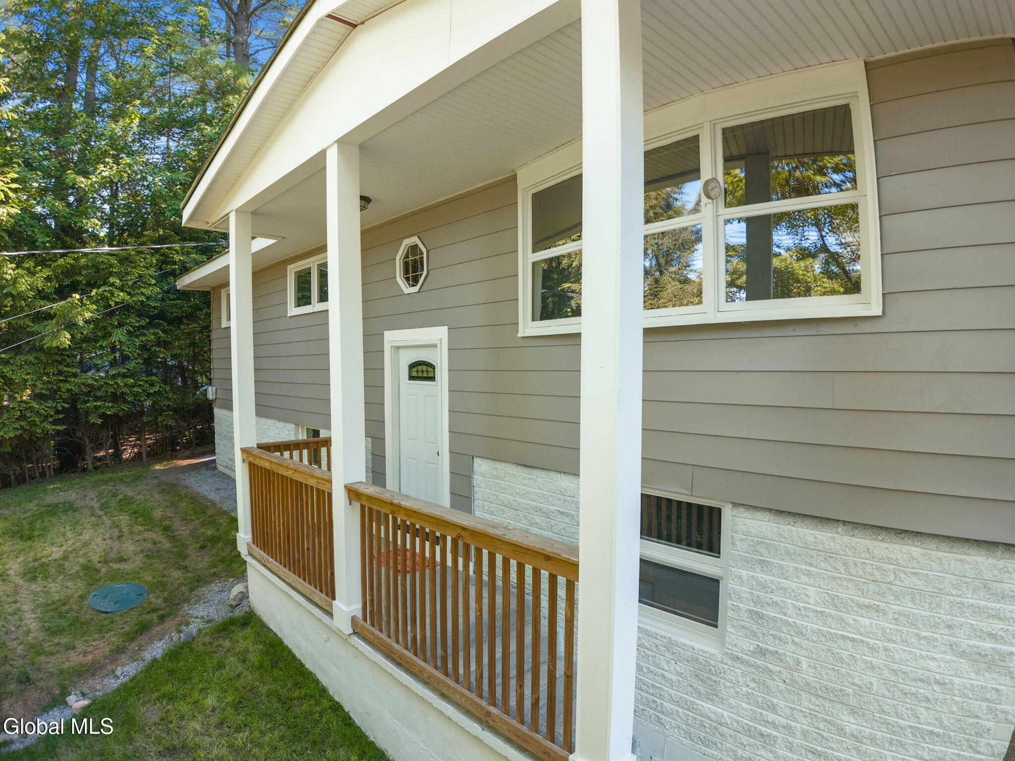 424 Lake Avenue