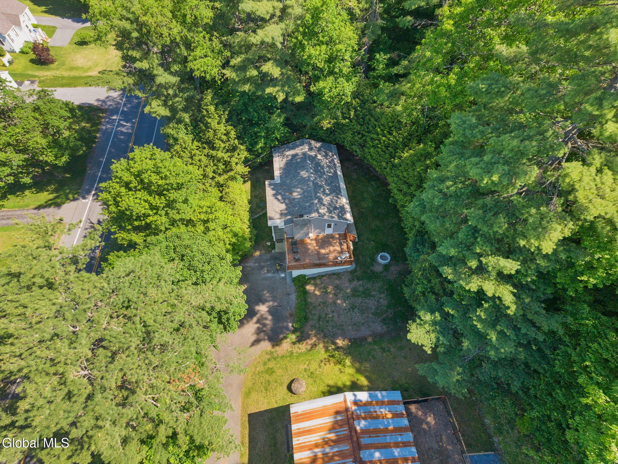 424 Lake Avenue