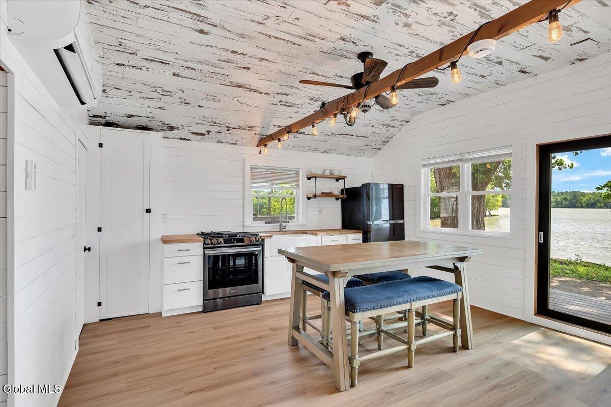 120 Ferry Road