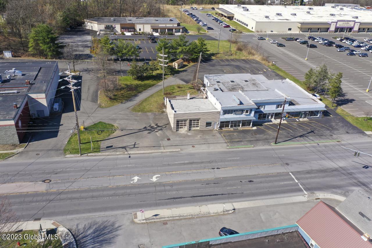 178 Columbia Turnpike
