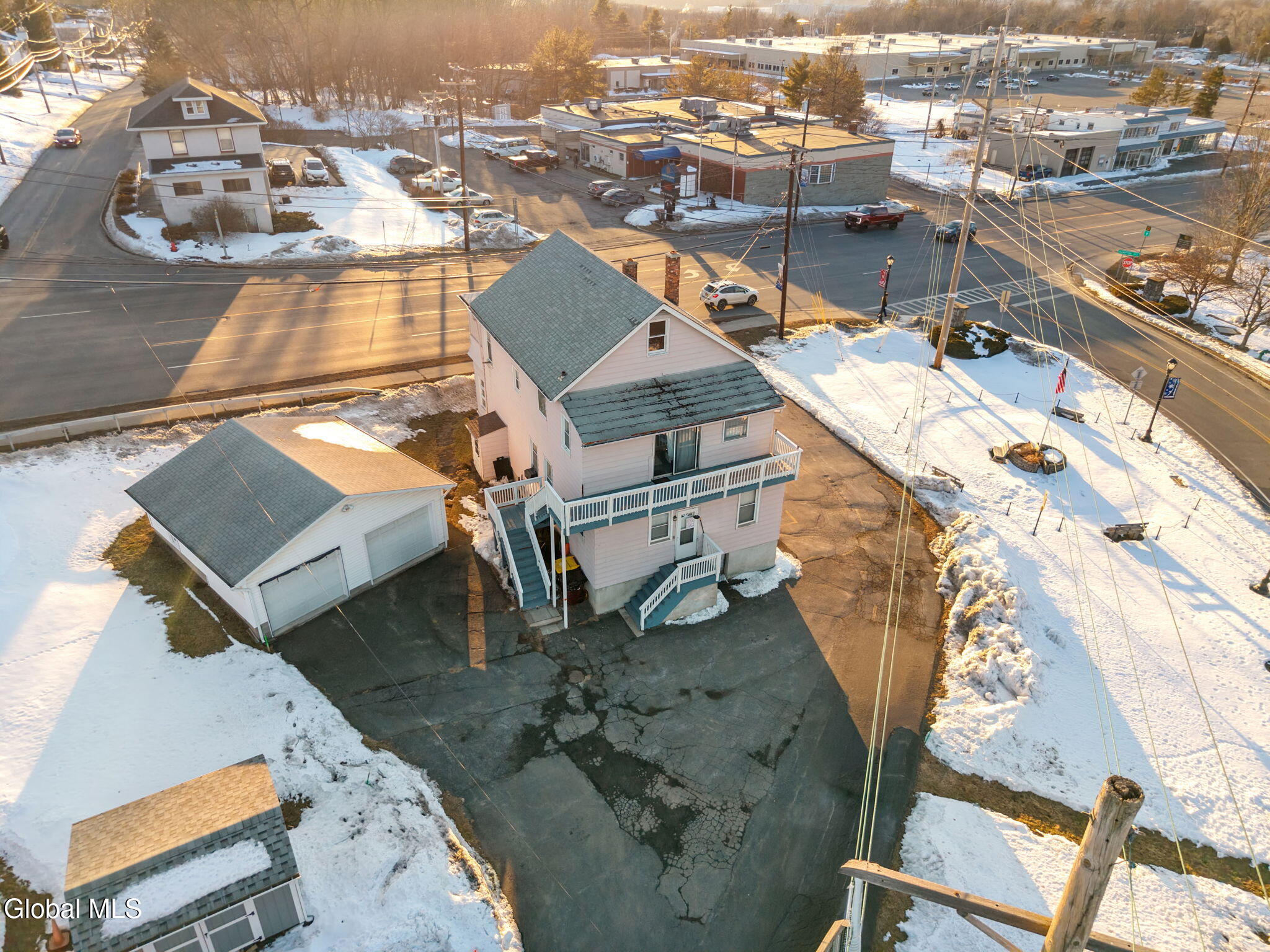 203 Columbia Turnpike