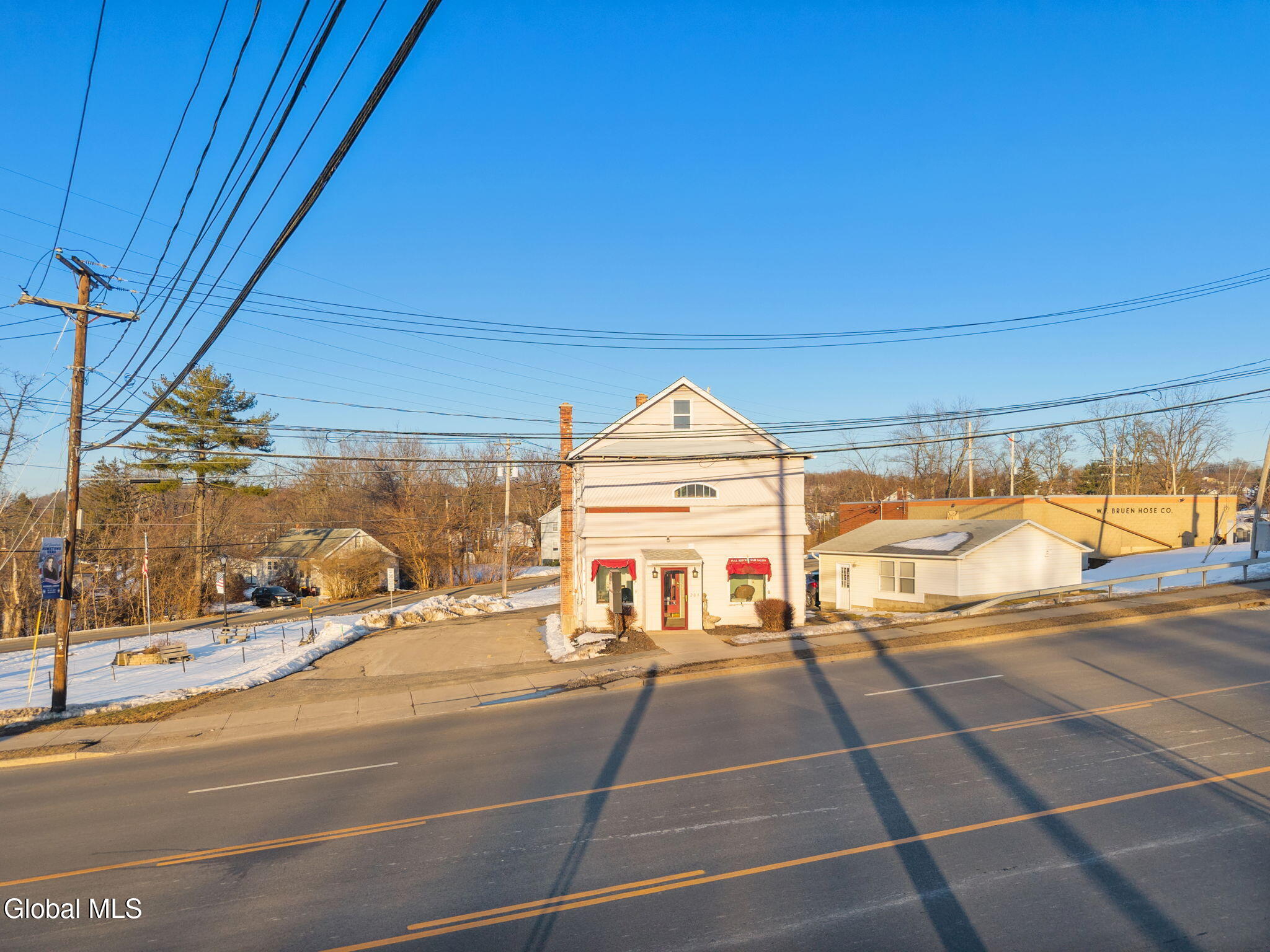 203 Columbia Turnpike