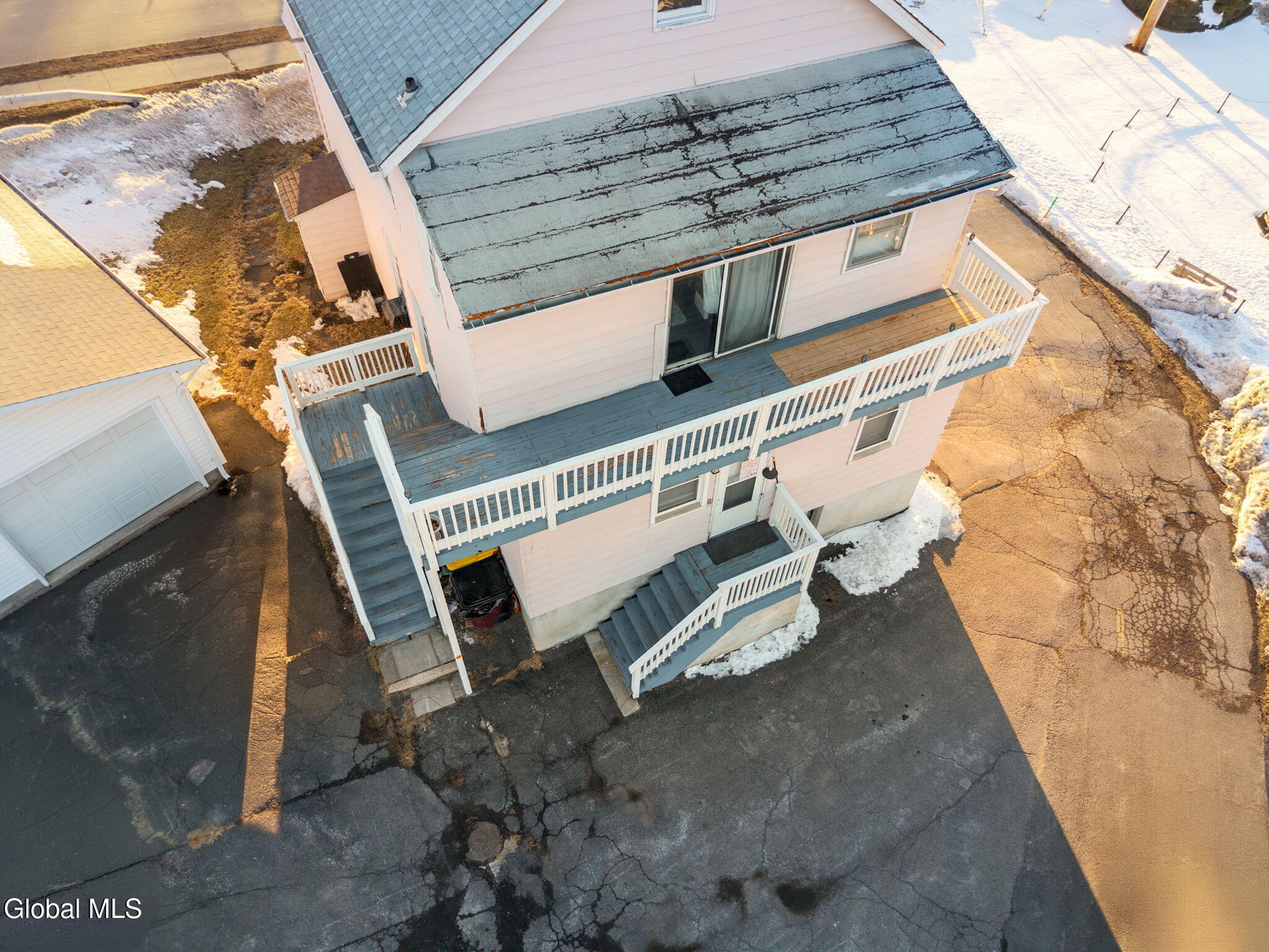 203 Columbia Turnpike