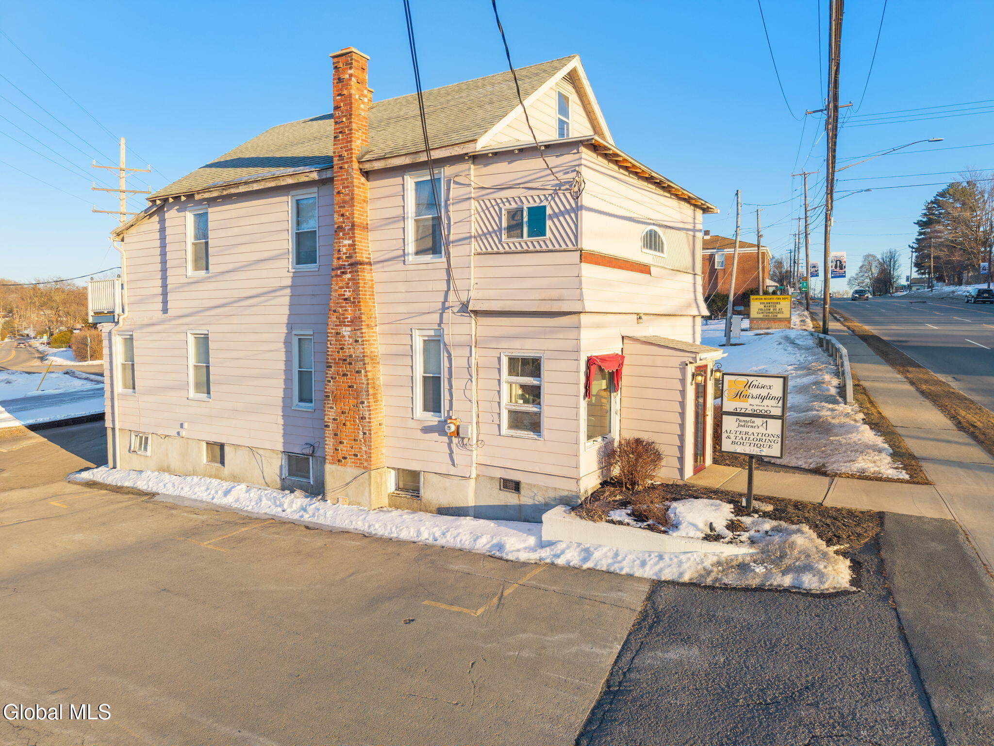203 Columbia Turnpike