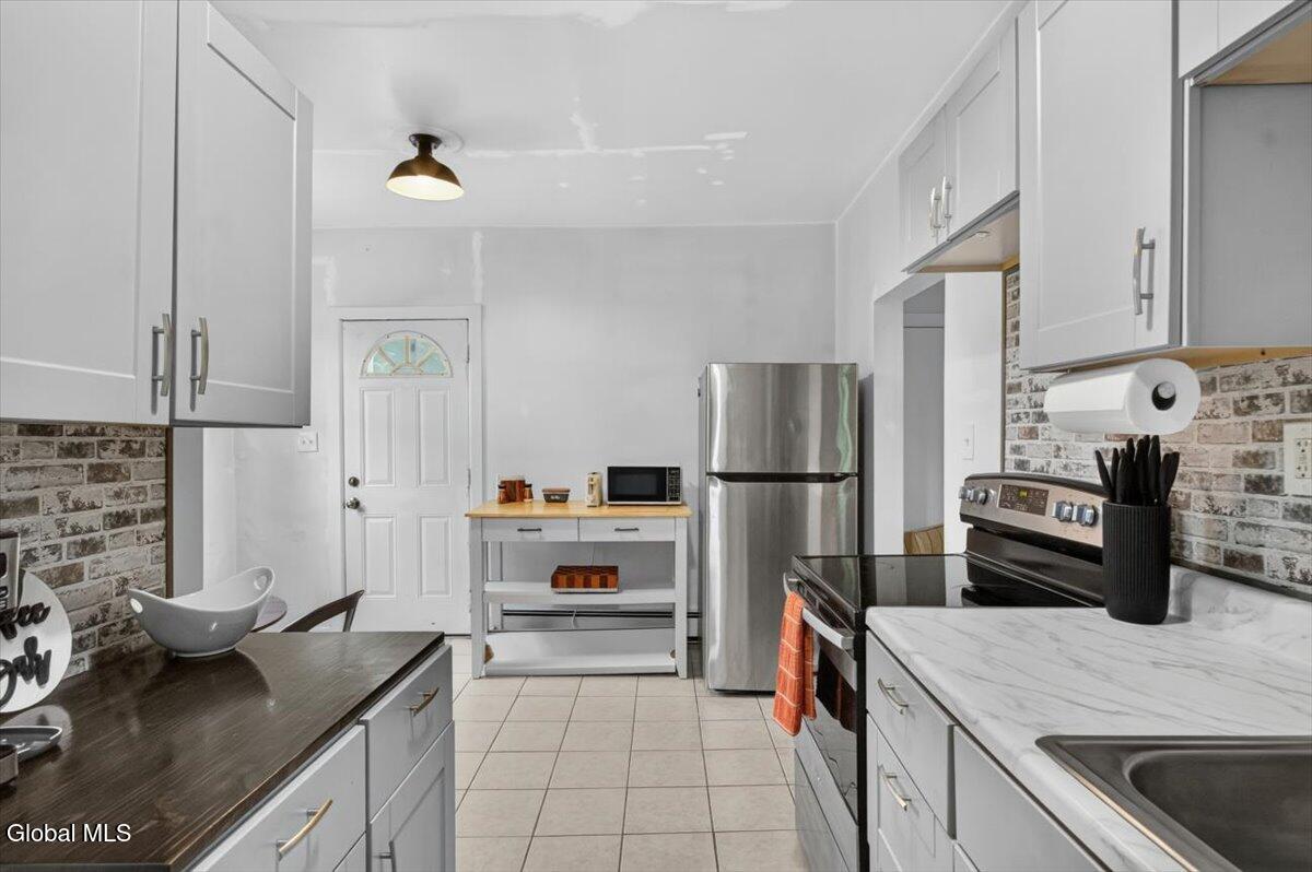 267 Poplar Avenue