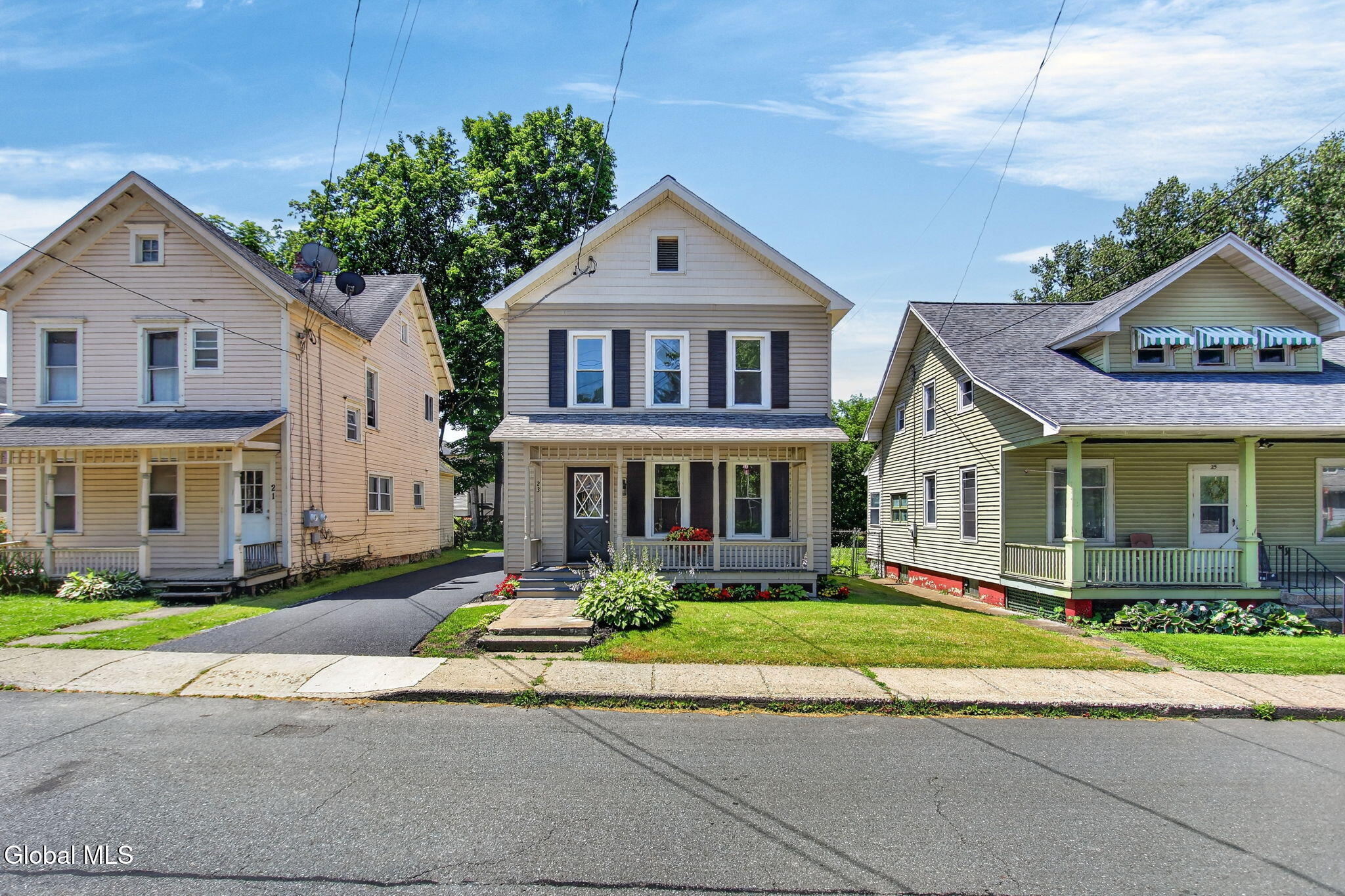 23 Lake Street