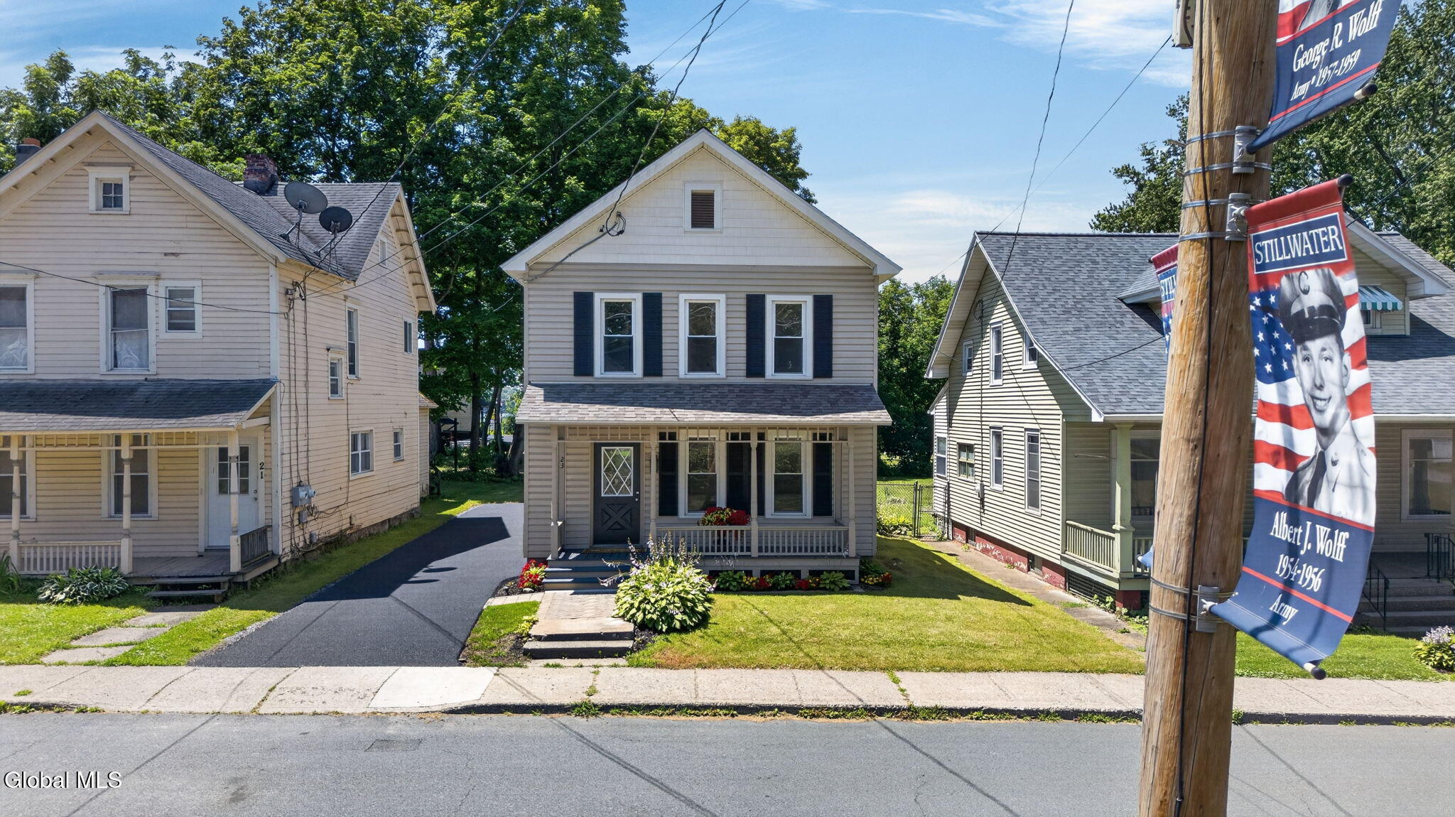 23 Lake Street