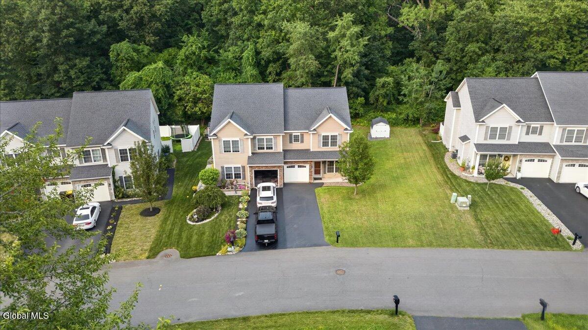 28 Reutter Drive