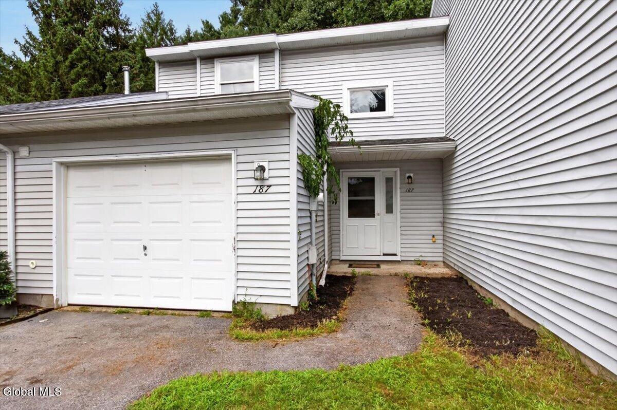187 Tallow Wood Drive