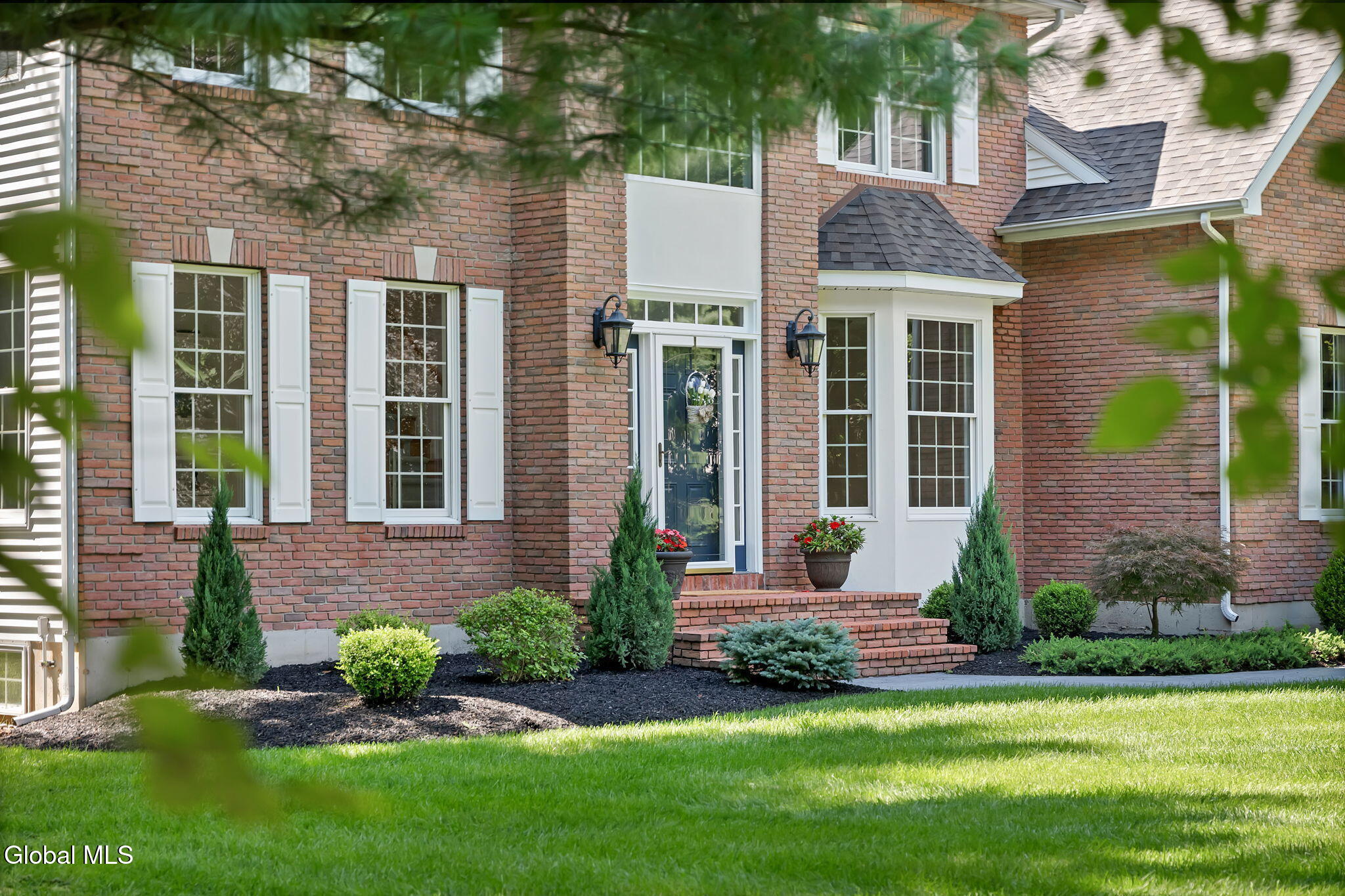 3 Woodland Drive