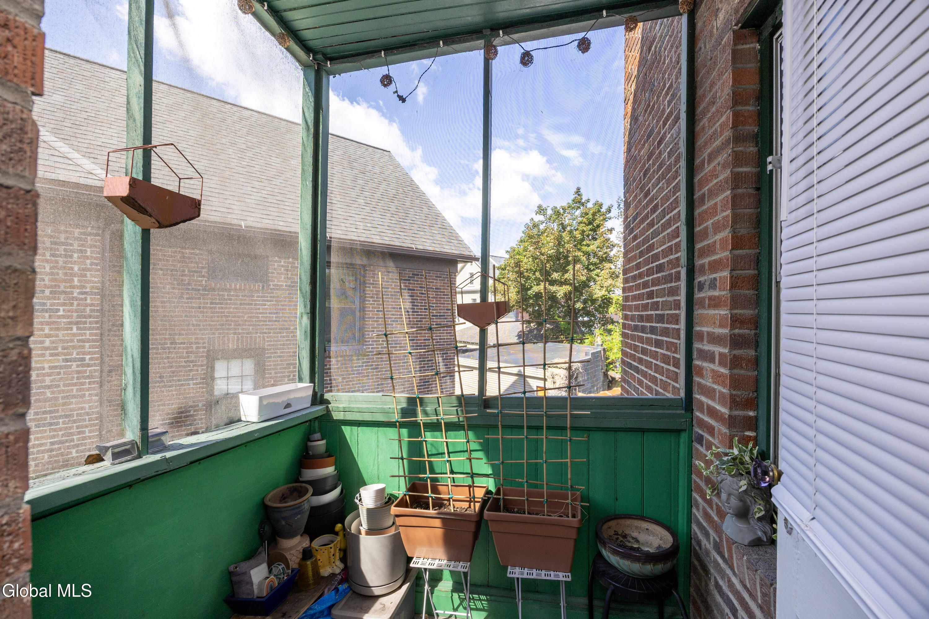 4 View Avenue
