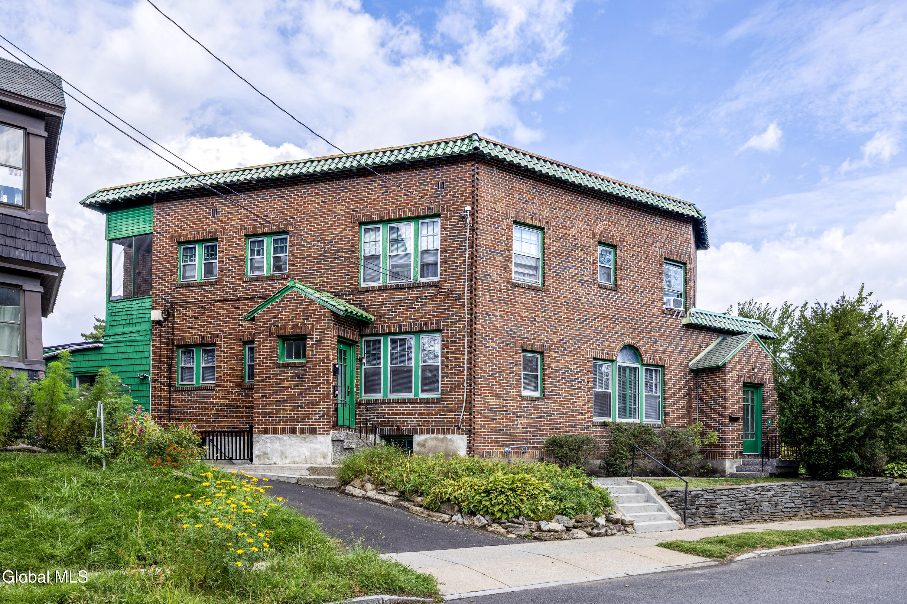 4 View Avenue