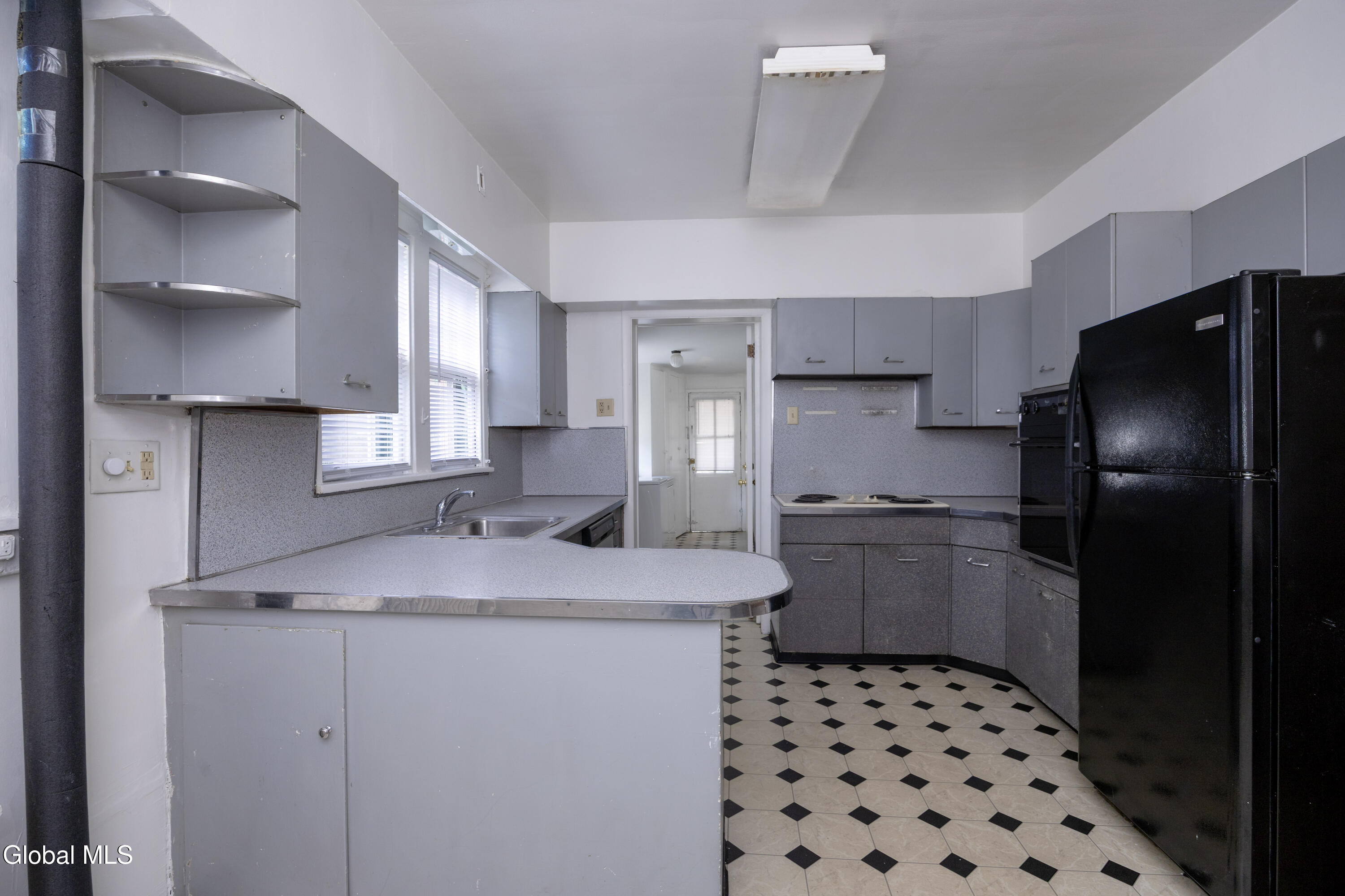 4 View Avenue
